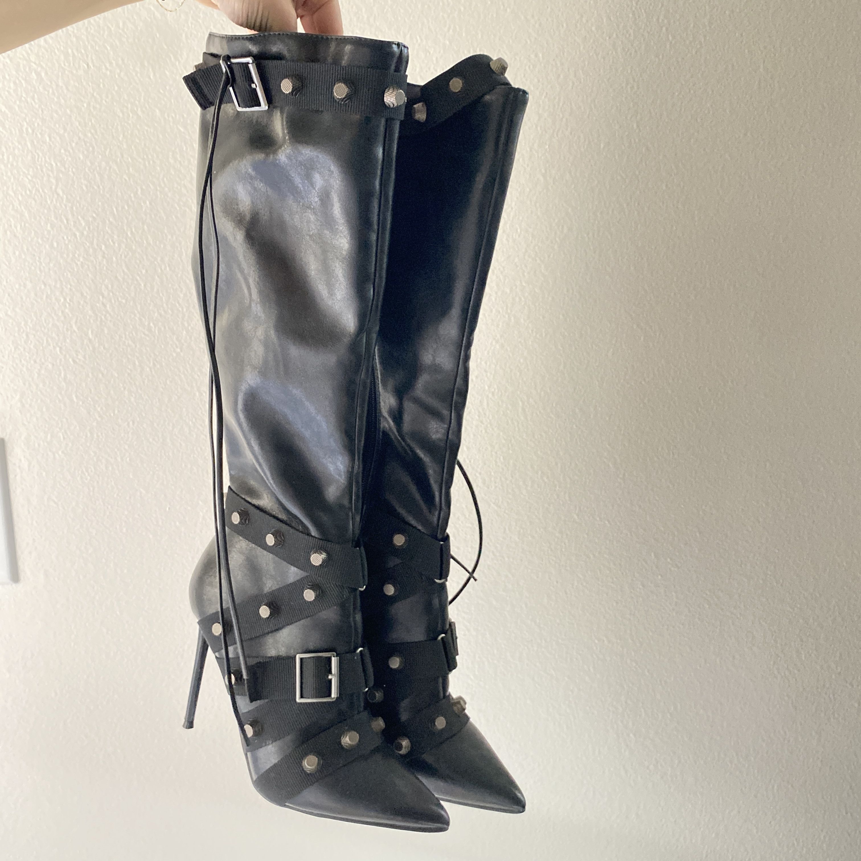 Steve Madden Steve Madden Black Faux Leather Strappy Studded Boots Size US 7.5 / IT 37.5 - 12 Thumbnail