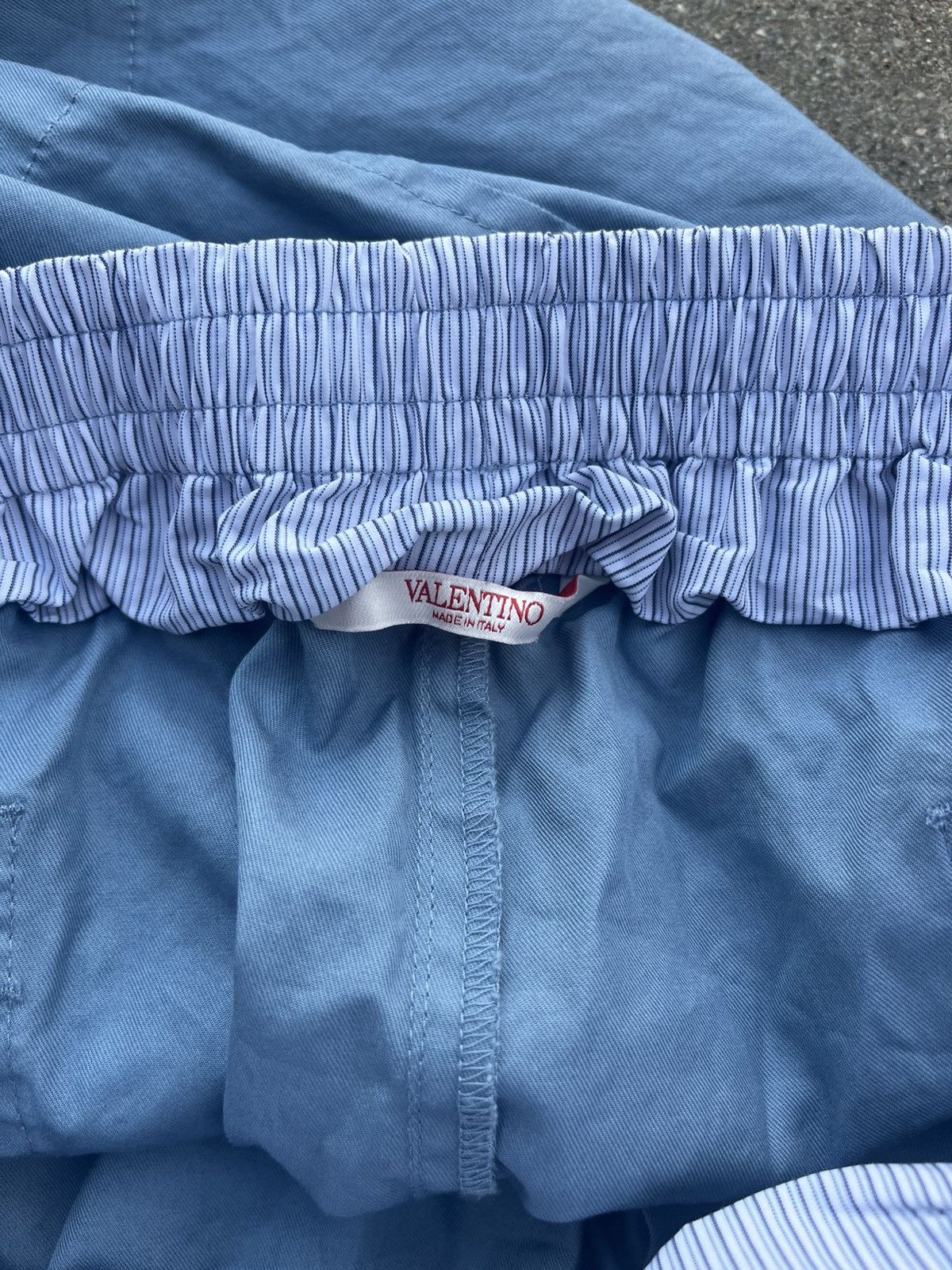 Valentino Valentino Blue logo athletic shorts Size US 30 / EU 46 - 4 Thumbnail