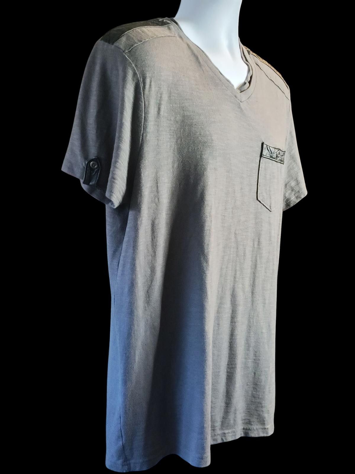 Rock & Republic Rock & Republic Men's Gray V-Neck Activewear T-Shirt Size US M / EU 48-50 / 2 - 4 Thumbnail