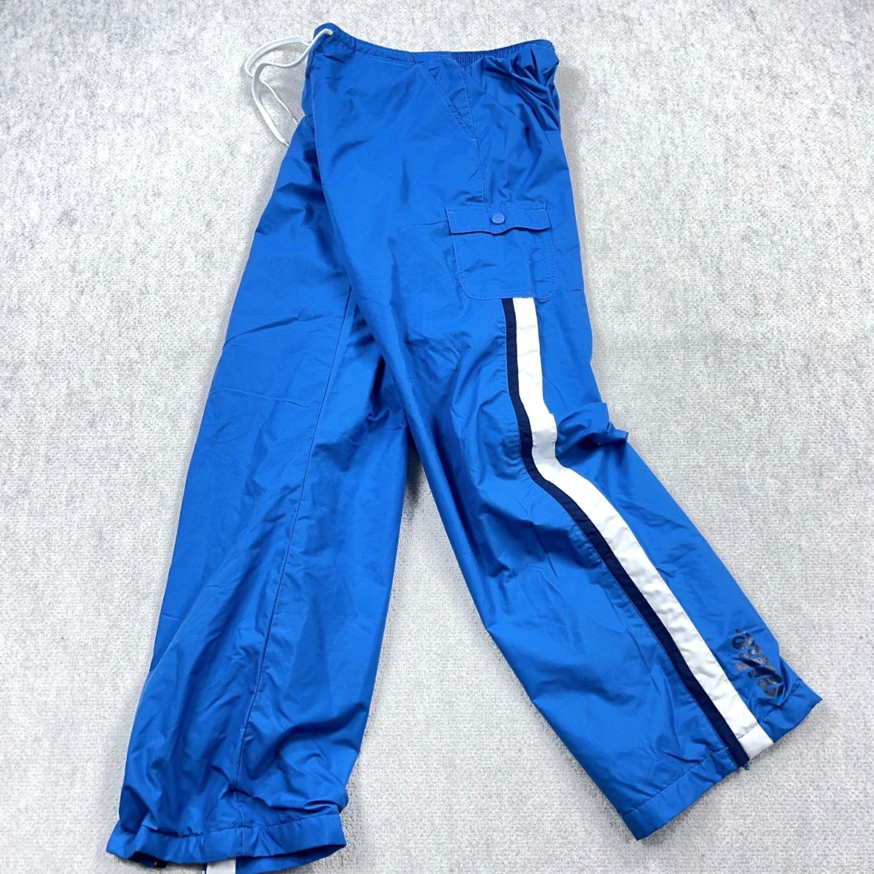 Nike VINTAGE Nike Pants XL Blue Baggy Y2K 90s Track Suit Windbreakers 25x30 Women Size 40" / US 18 - 2 Thumbnail