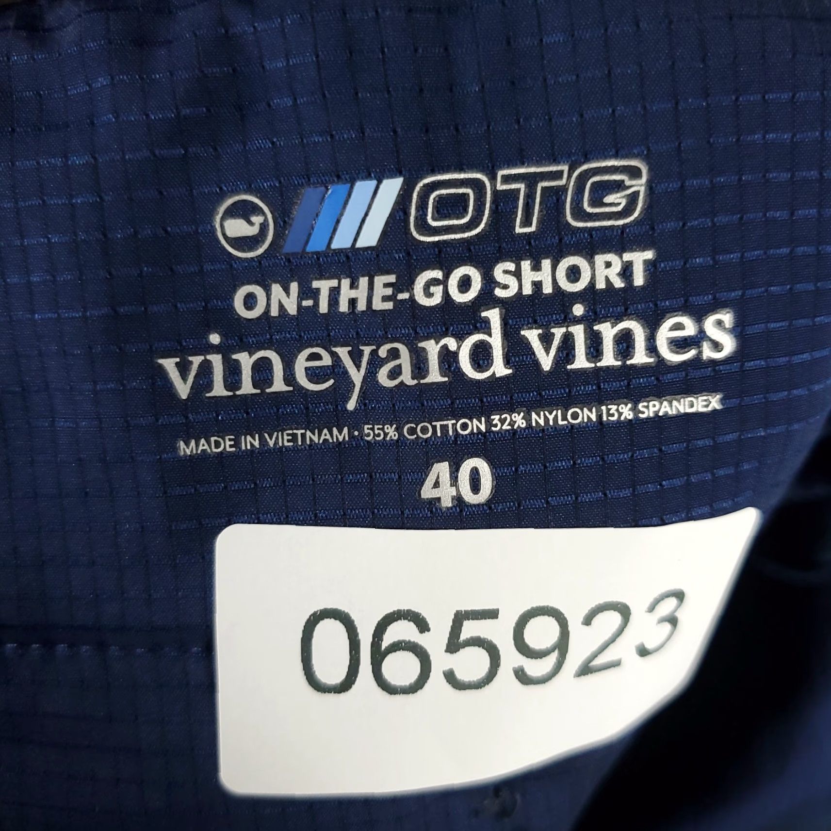 Vineyard Vines Vineyard Vines Shorts Mens 40 Blue Chino Flat Front Stretch On The Go Casual Business Travel Workwear Logo Regular Size 40 Men Blue Size US 40 / EU 56 - 8 Thumbnail