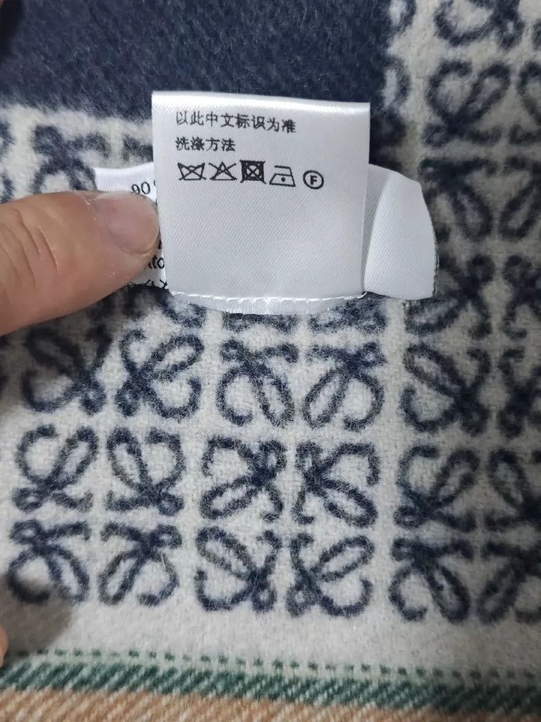 Loewe LOEWE Old floral scarf Size ONE SIZE - 6 Thumbnail