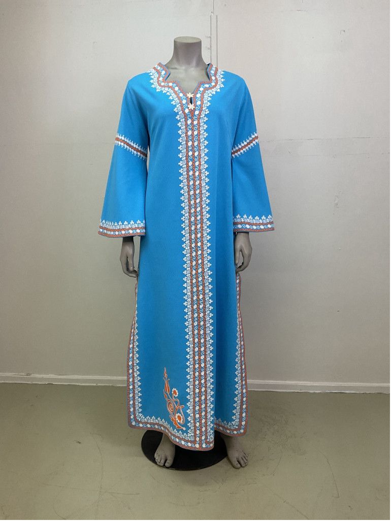 Vintage 1970’s Embroidered Blue Vintage Hippie Bohemian Maxi Dress Size M / US 6-8 / IT 42-44 - 3 Thumbnail
