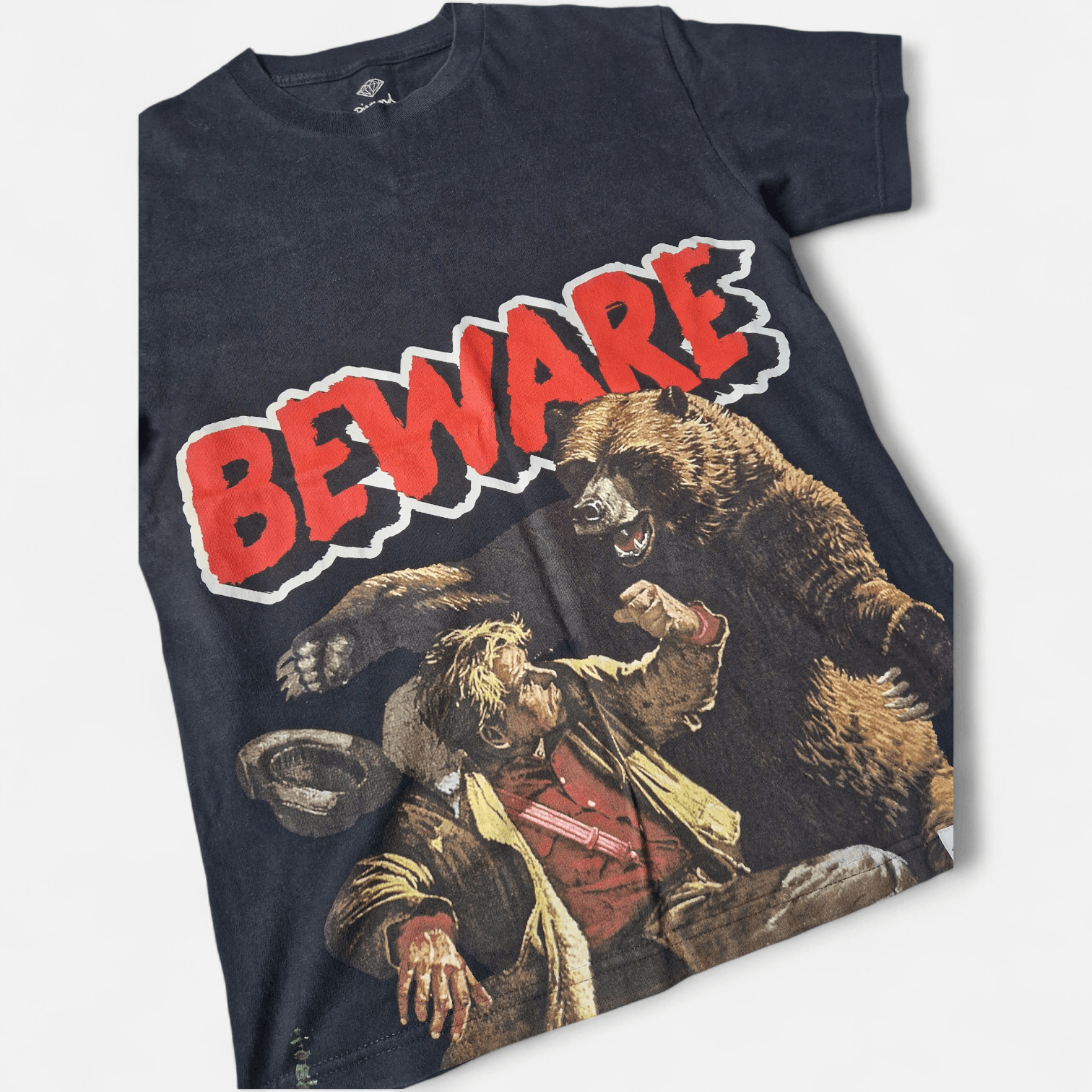 Diamond Supply Co. Diamond Supply Co x Grizzly “BEWARE” Bear T-Shirt Size M Size US M / EU 48-50 / 2 - 2 Thumbnail