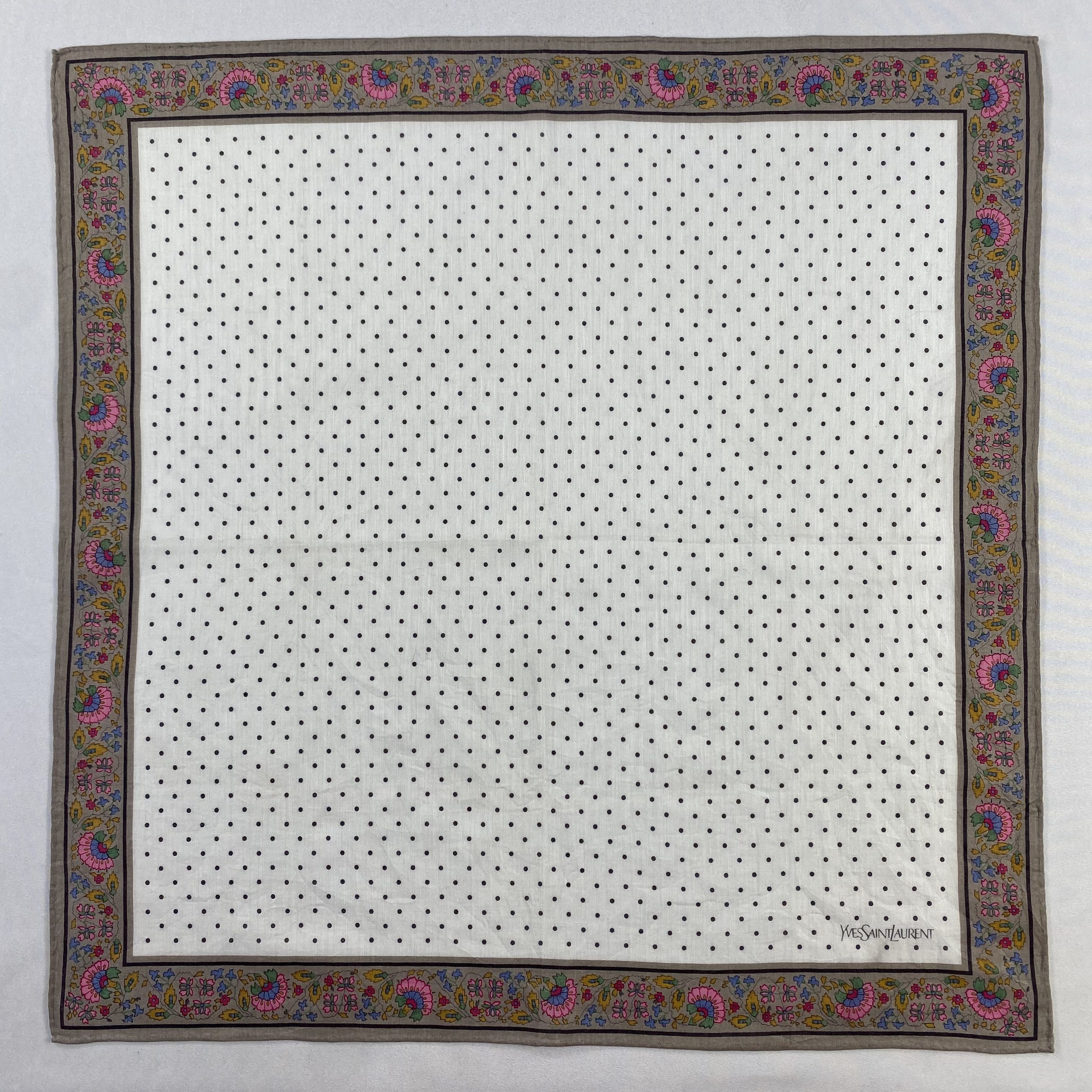 Vintage Yves Saint Laurent Handkerchief / Neckerchief-P1579 Size ONE SIZE - 1 Thumbnail