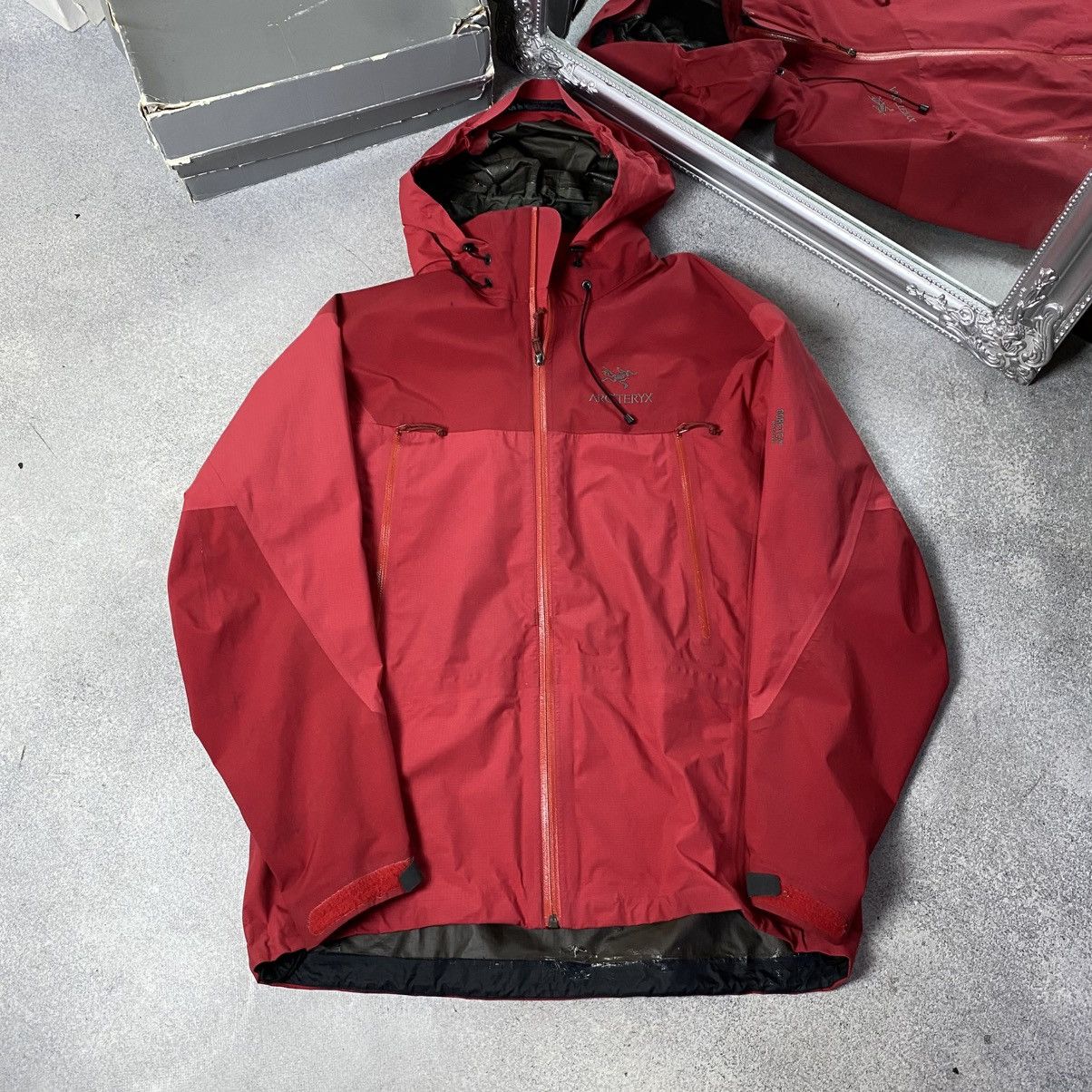 Arc'teryx Arcteryx Beta Goretex Jacket Mens - Red Size US M / EU 48-50 / 2 - 1 Thumbnail