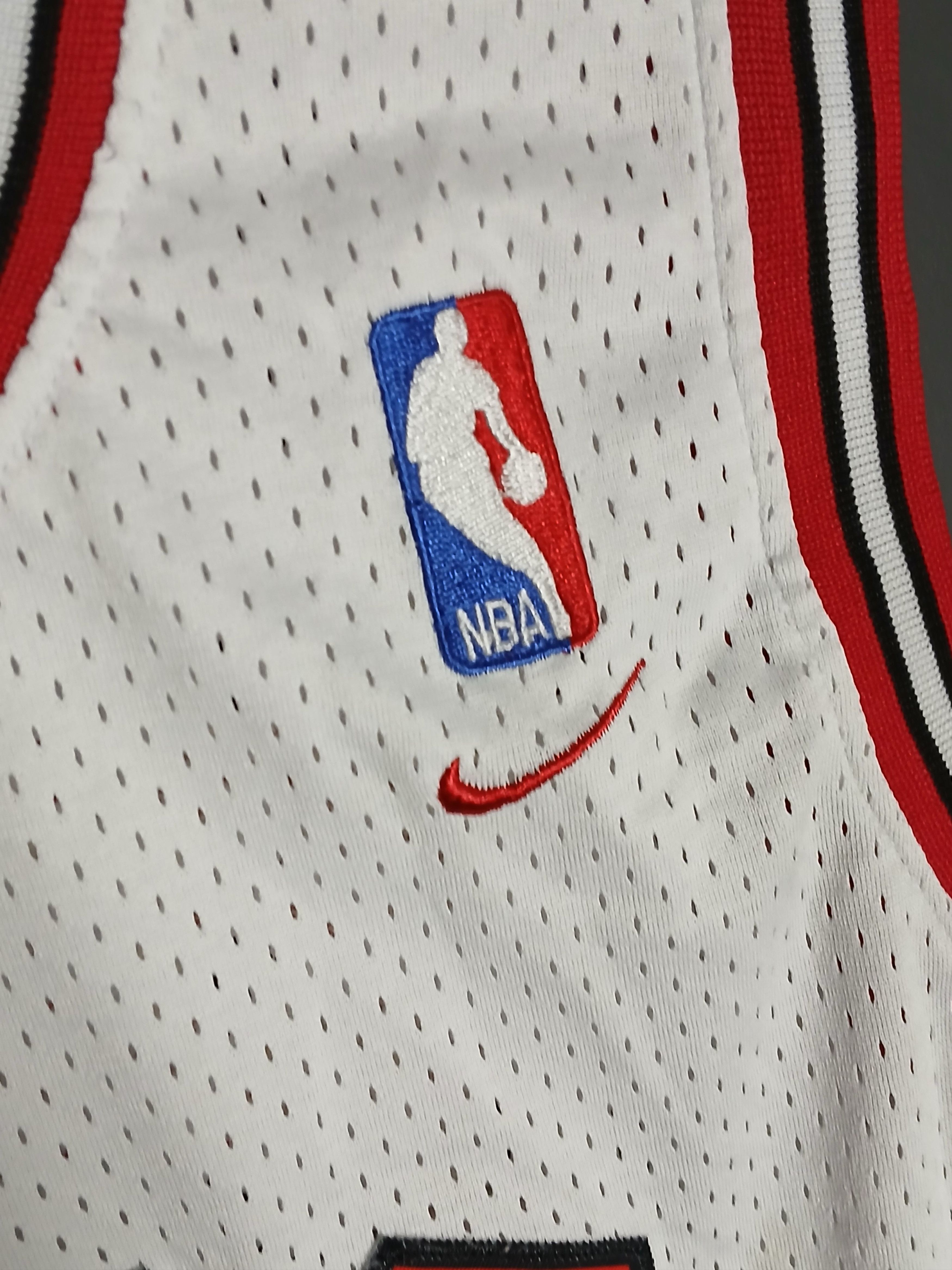 NBA NBA Chicago Bulls Jordan Jersey T-Shirt Size US M / EU 48-50 / 2 - 5 Thumbnail
