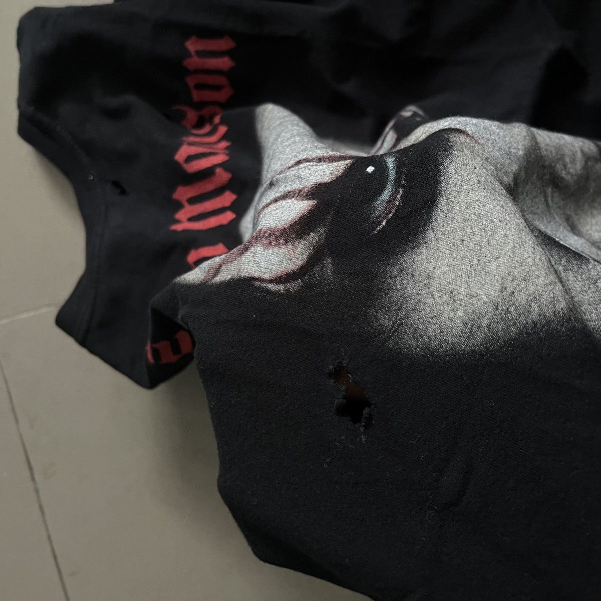 Gildan Vintage Marilyn Manson Shirt Band Tee Size US S / EU 44-46 / 1 - 5 Thumbnail
