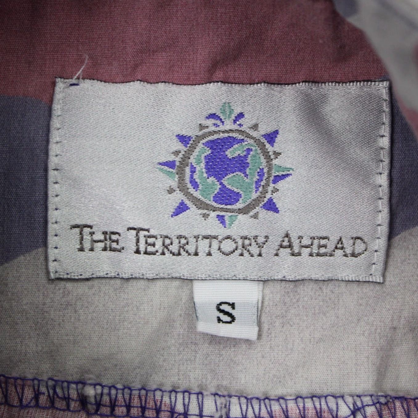 The Territory Ahead The Territory Ahead Purple/Blue Shirt Mens Small Cotton Button-Up Short Sleeve Geometric Pattern, 100% Cotton, Regular Fit, Chest 25 in Size US S / EU 44-46 / 1 - 7 Thumbnail
