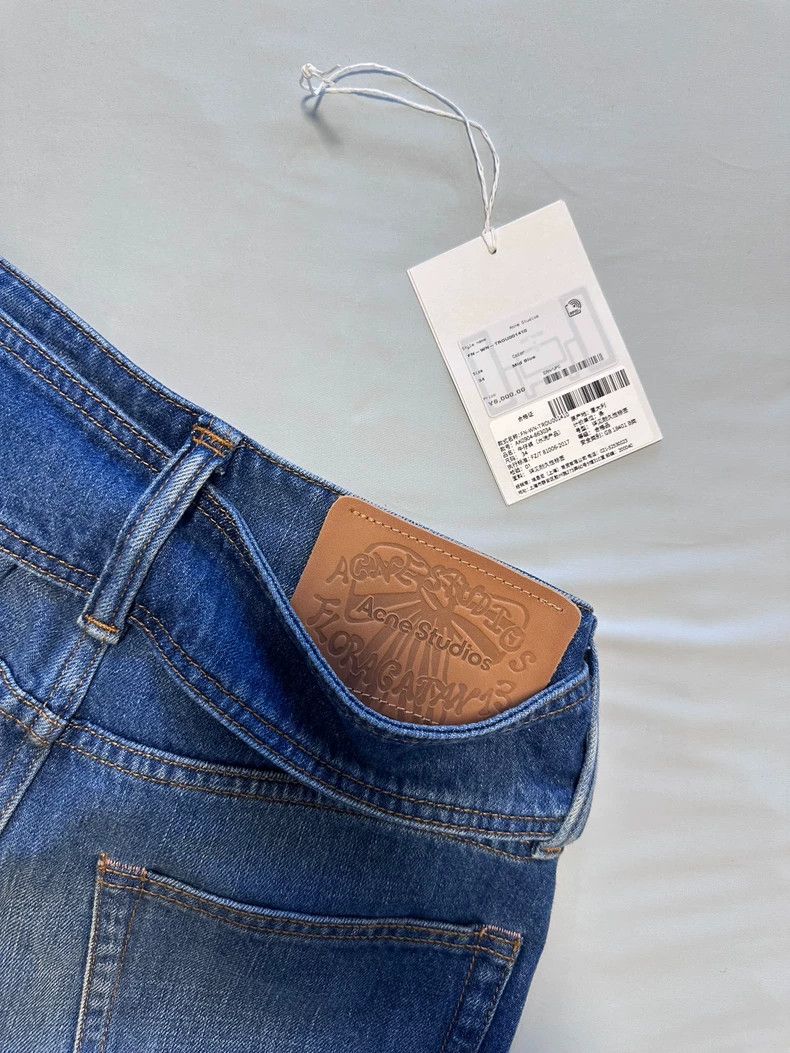 Acne Studios acne studios size:34 Low-waisted, wide-leg and loose jeans Size 31" - 6 Thumbnail