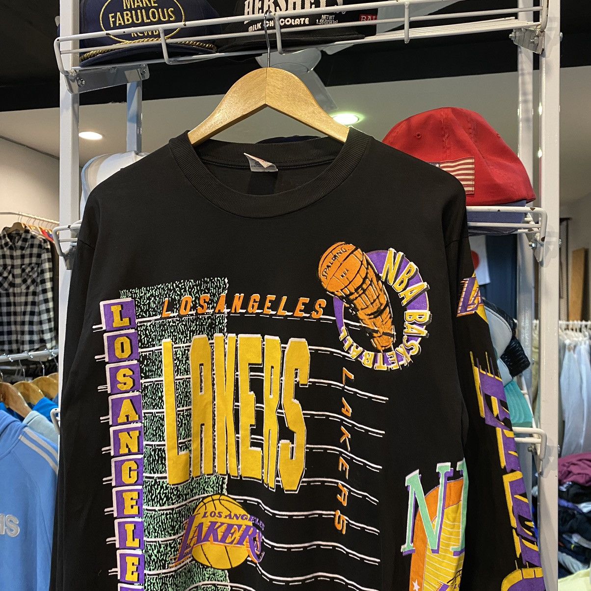 NBA Vintage 90's L.A. Lakers OVP Long Sleeve T shirt Large Size US L / EU 52-54 / 3 - 3 Thumbnail