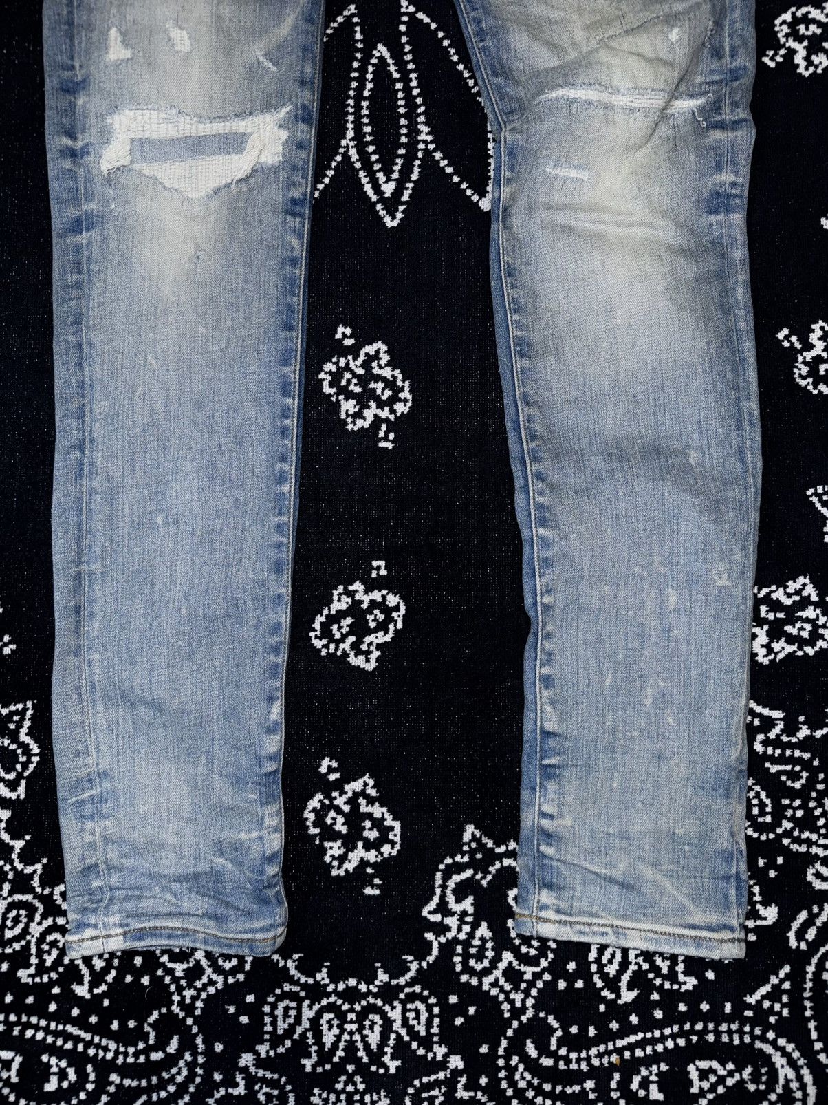 Amiri AMIRI BLUE DISTRESSED TRASHED JEANS Size US 31 - 7 Thumbnail