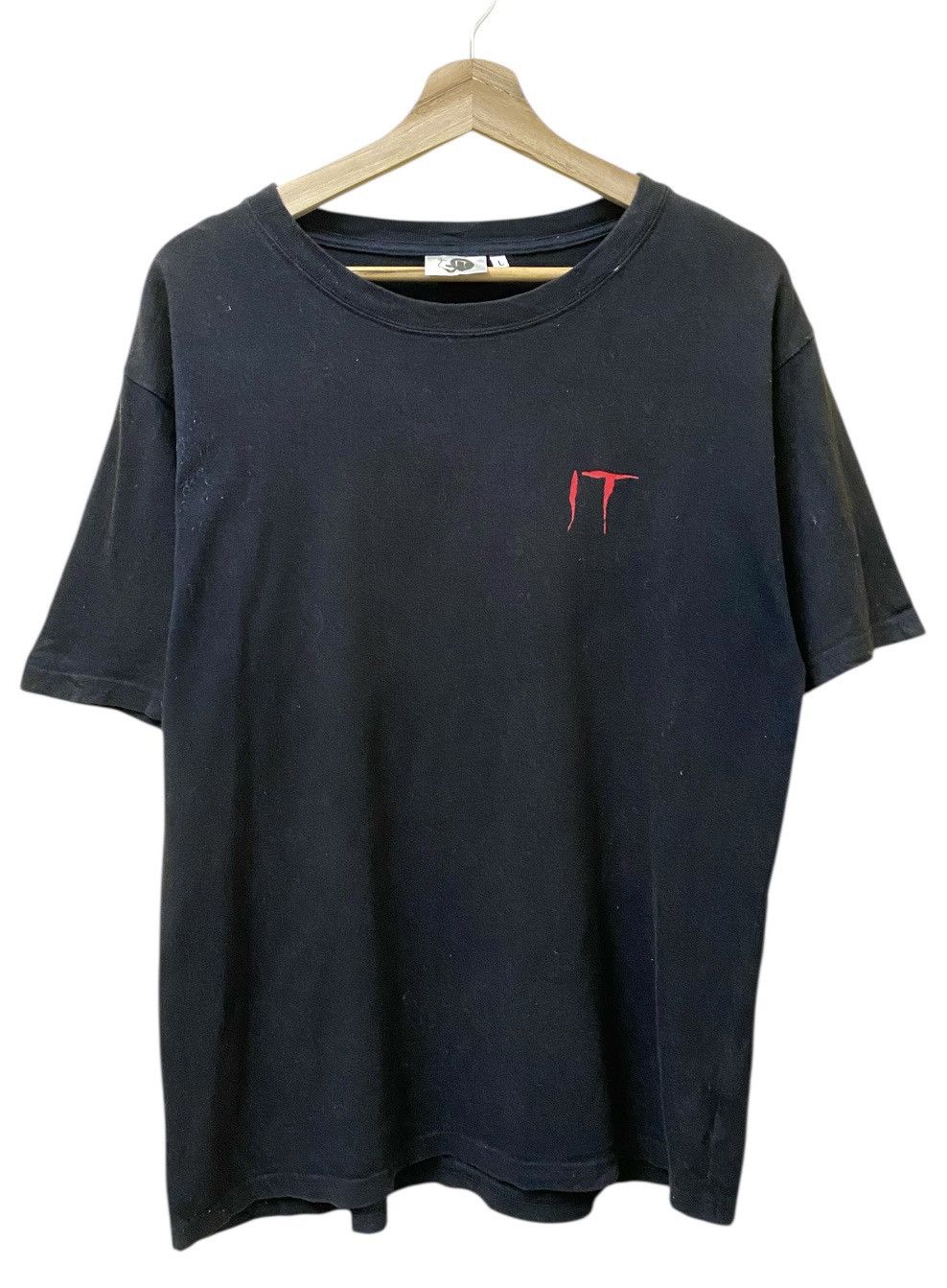 Expert Horror IT Movie Crewneck Small Logo Tee Size US L / EU 52-54 / 3 - 1 Thumbnail