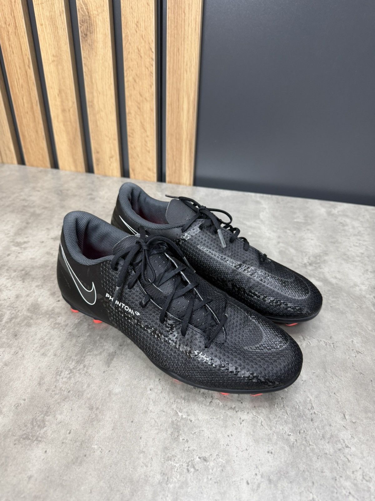 Nike Nike Phantom GT2 MG Soccer Cleats Size US 7.5 Size US 7.5 / EU 40-41 - 2 Thumbnail