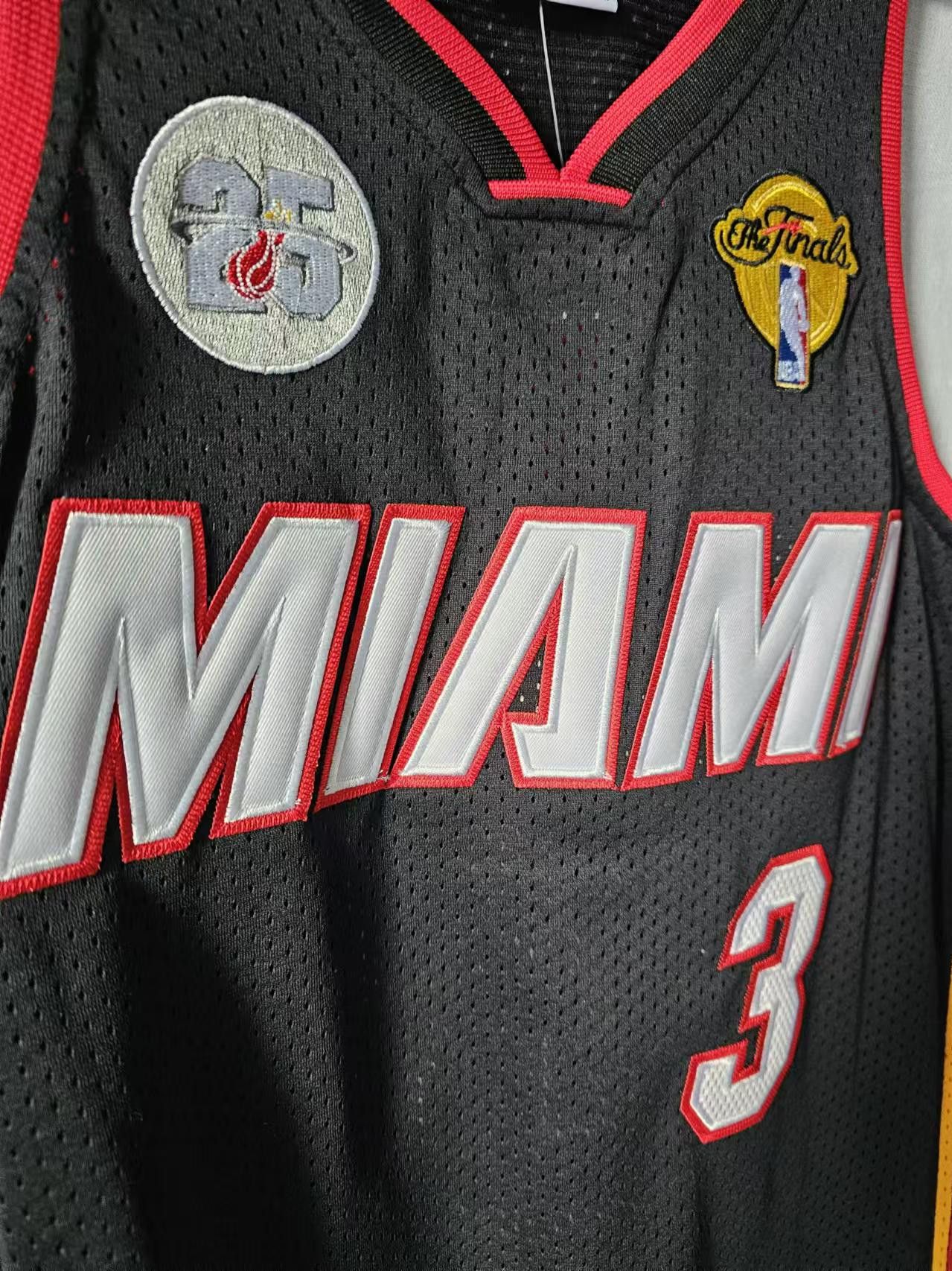NBA Miami Heat #3 Dwyane Wade Jersey L Size US L / EU 52-54 / 3 - 3 Thumbnail