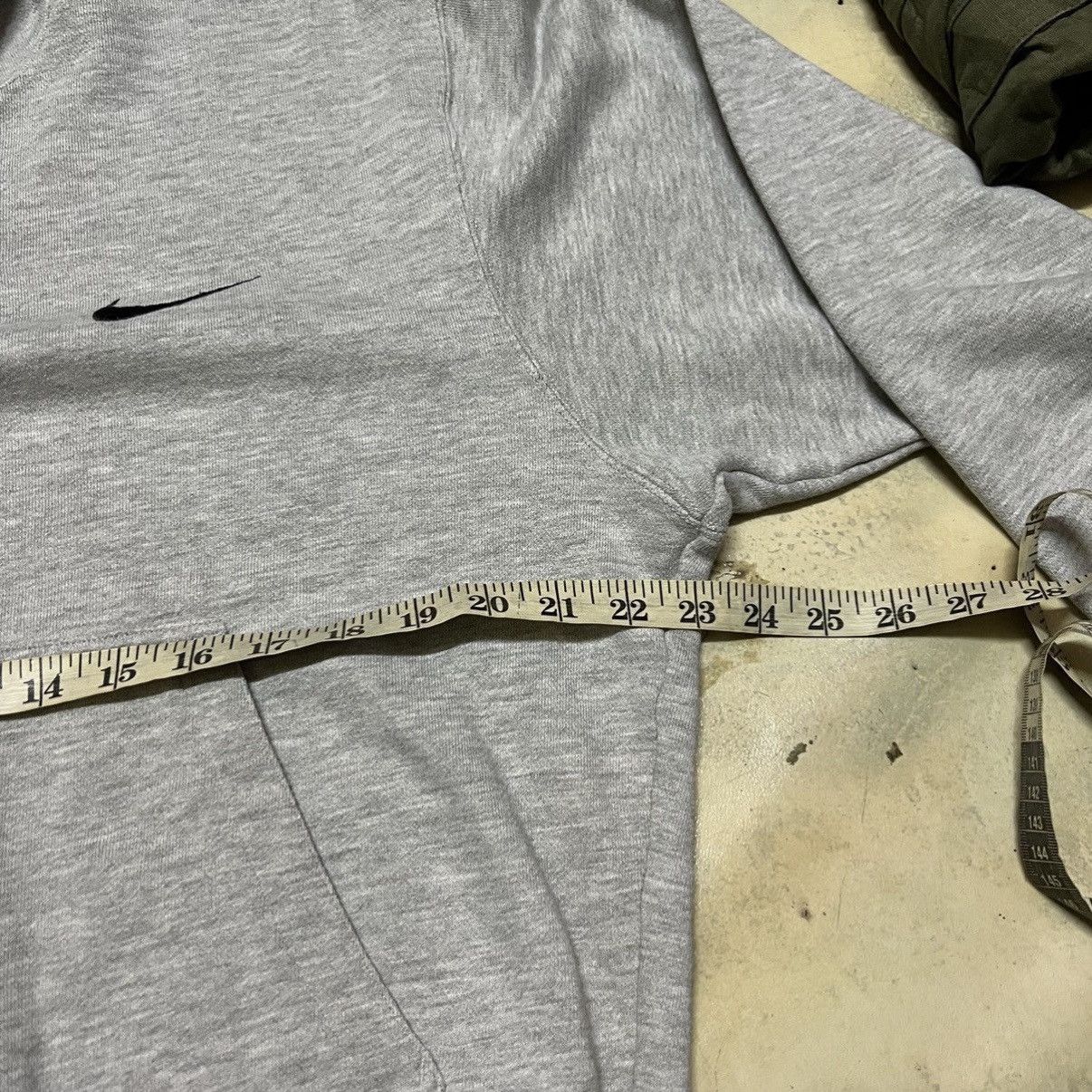 Nike Vintage Nike Hoodie Small Logo Travis Scott Style Size US L / EU 52-54 / 3 - 10 Thumbnail