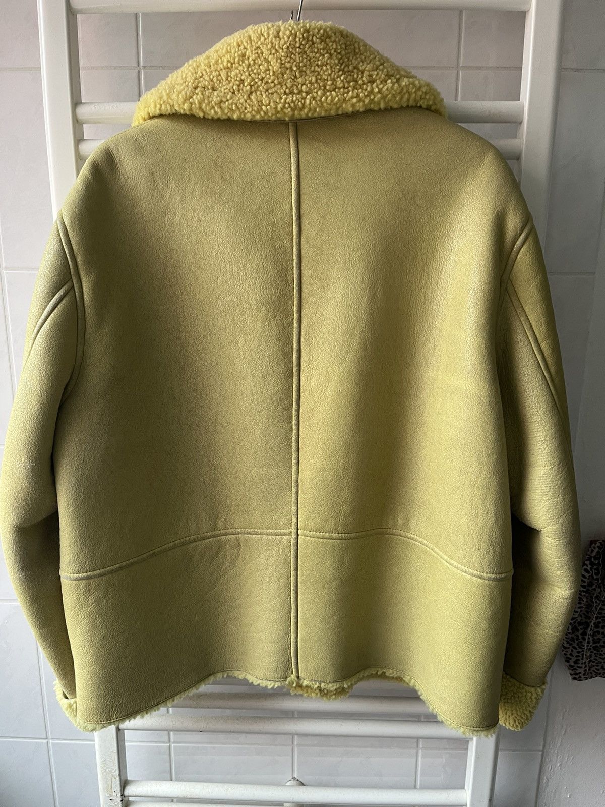 Yeezy yeezy season 3 shearling coat god sun Size US M / EU 48-50 / 2 - 2 Thumbnail