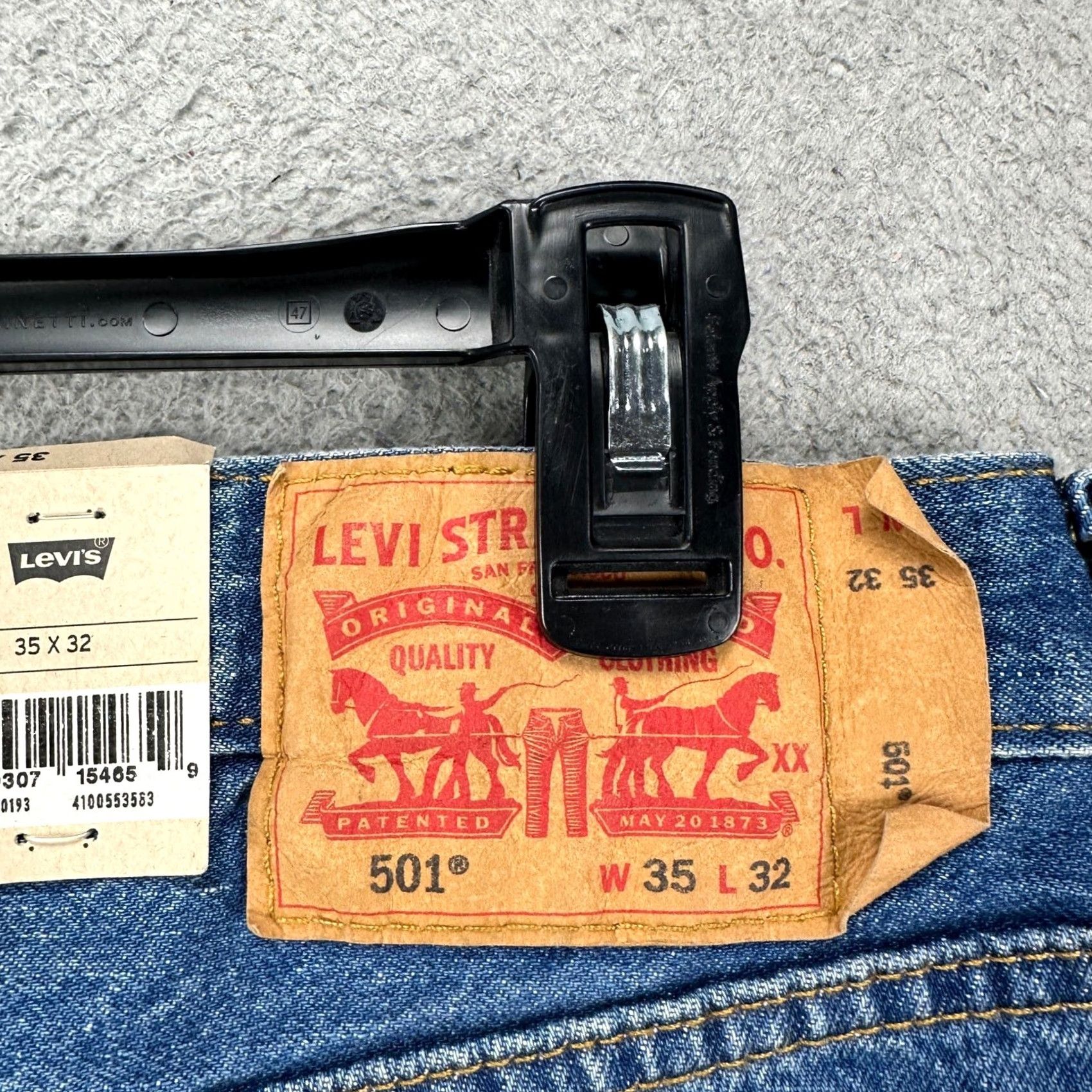 Levi's Levi's 501 Jeans Straight Leg Mens 35X32 Blue Distressed Red Tab 5 Pockets NEW Size US 35 - 5 Thumbnail