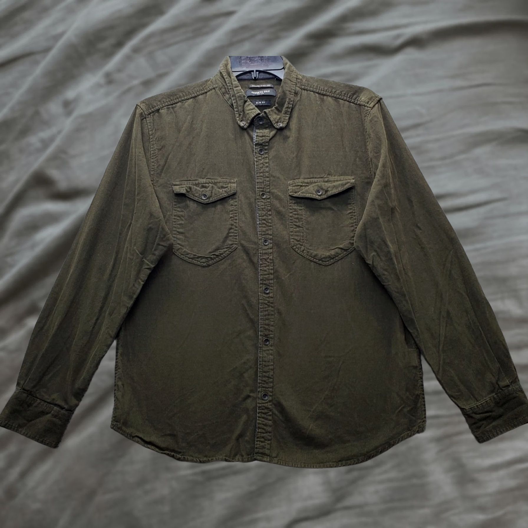 Kenneth Cole Kenneth Cole Corduroy Shirt Mens L Green Long Sleeve Collared Button Down Size US L / EU 52-54 / 3 - 1 Thumbnail