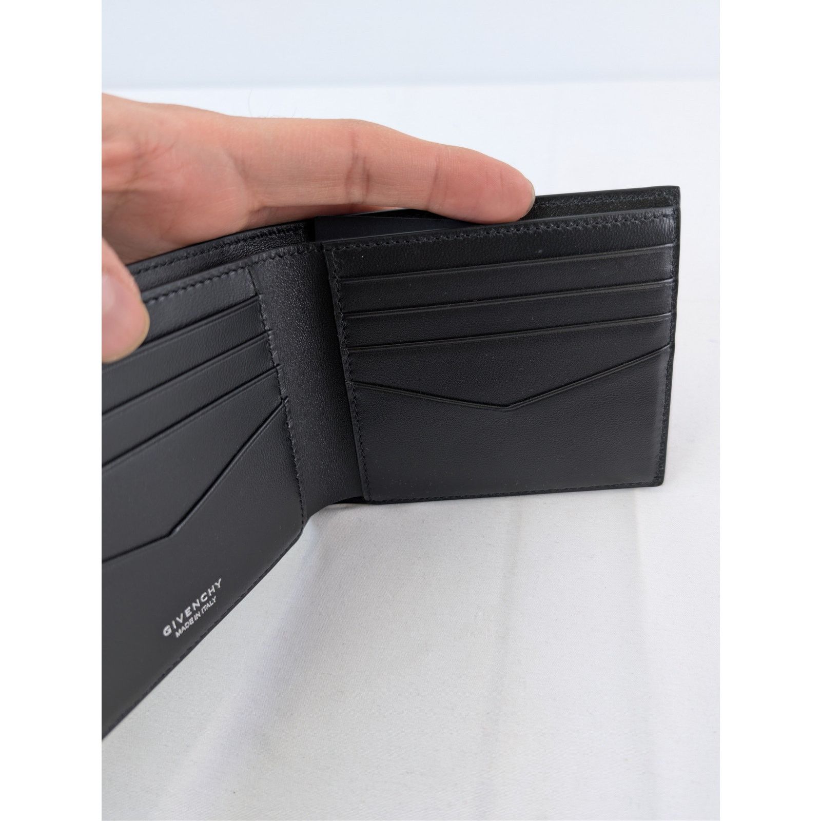 Givenchy o1rshd1 Size: OS / 8CC Billford Wallet in Dark Grey Size ONE SIZE - 7 Thumbnail