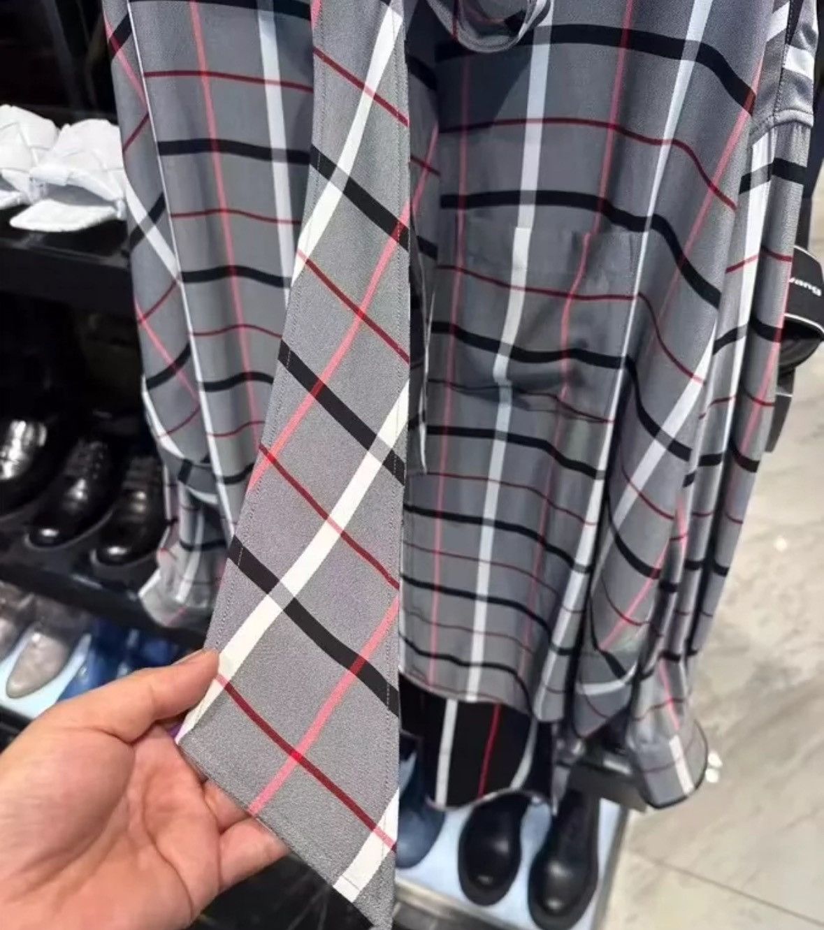 Balenciaga BALENCIAGA shirt2412-Nextarrow Size US S / EU 44-46 / 1 - 3 Thumbnail