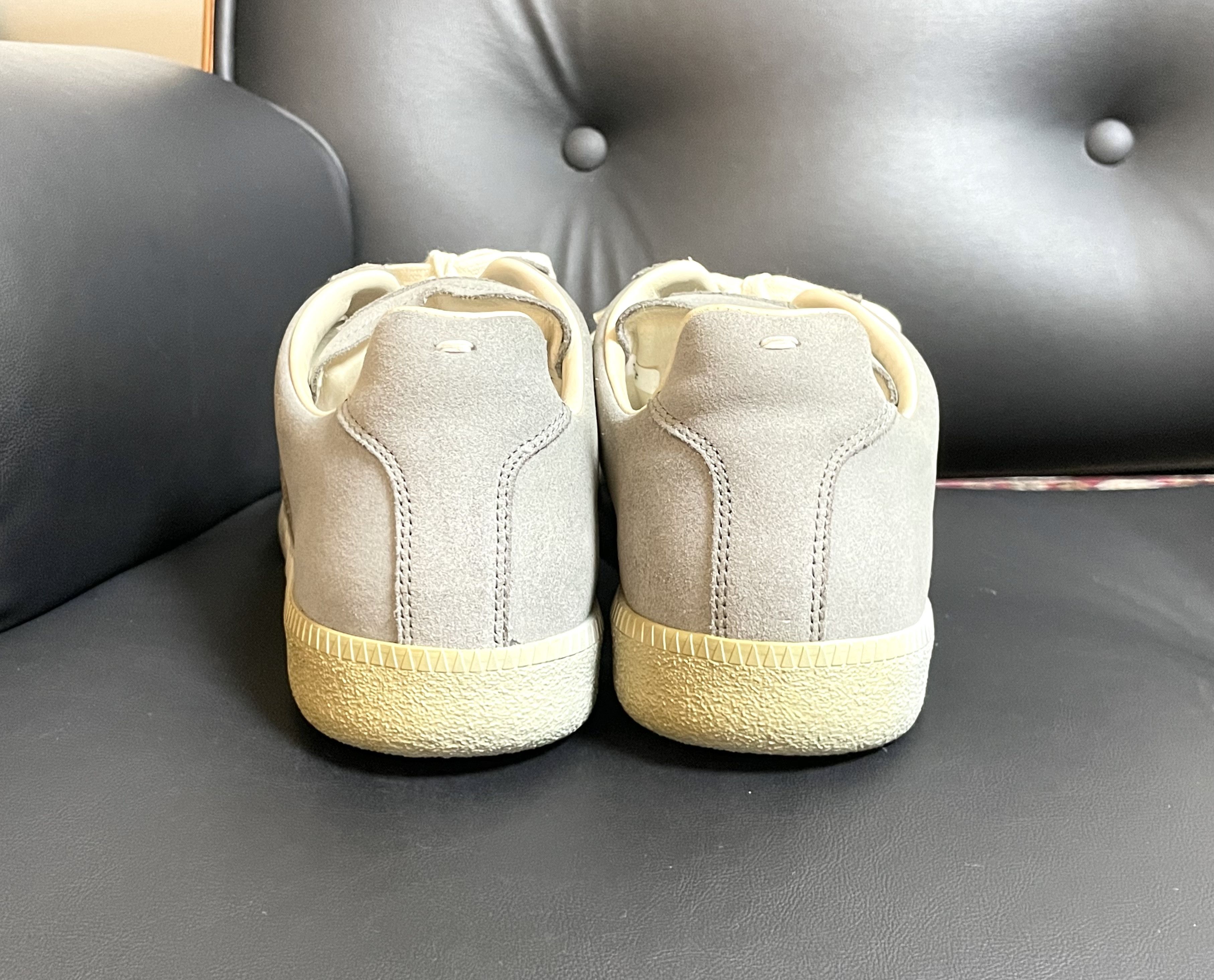 Maison Margiela Maison Margiela GAT (Dégradé 2009 Archive) Size US 7 / EU 40 - 14 Thumbnail