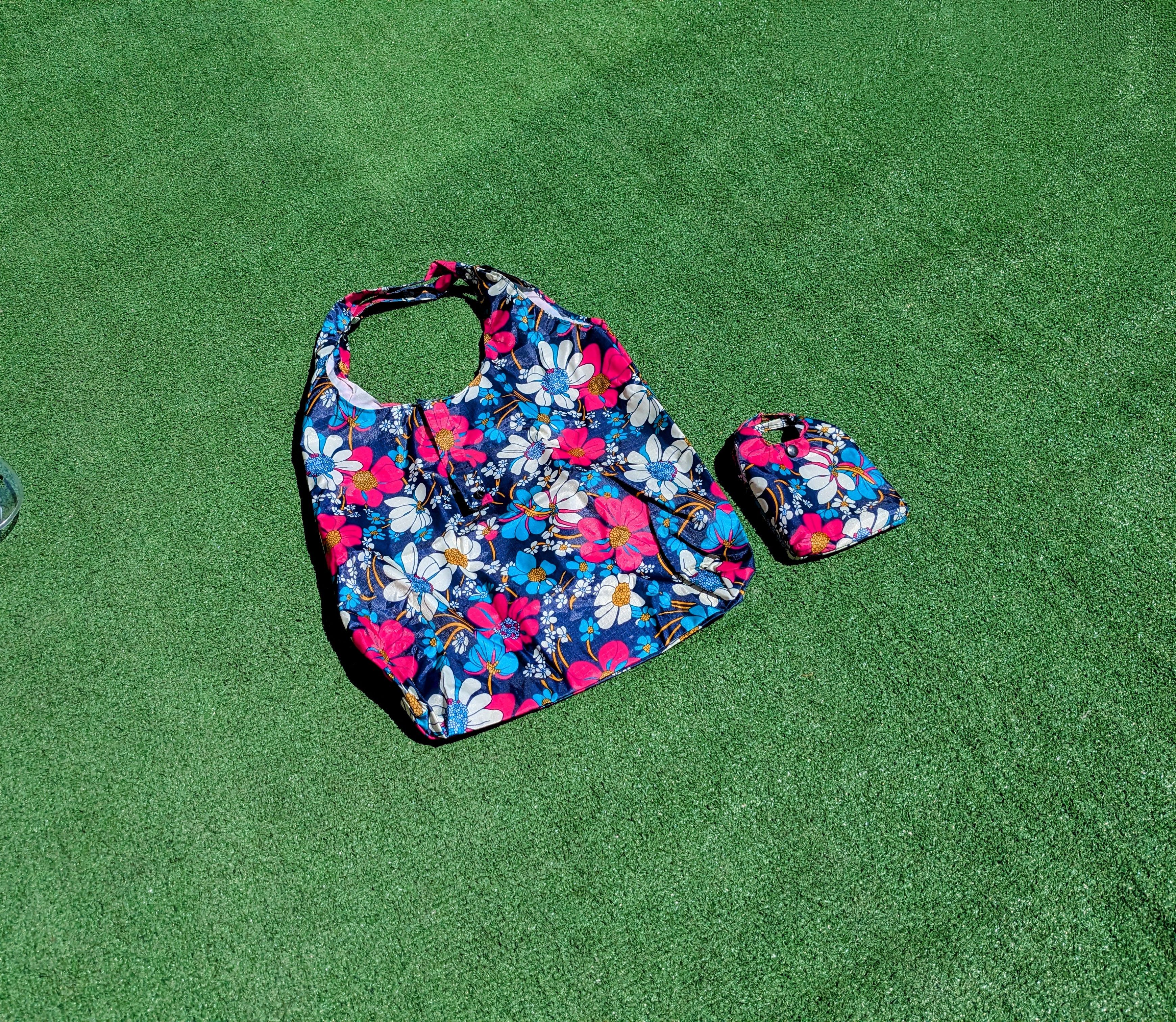 Other Folding Collapsing Nylon Floral Compact Travel Tote Bag Size ONE SIZE - 1 Thumbnail