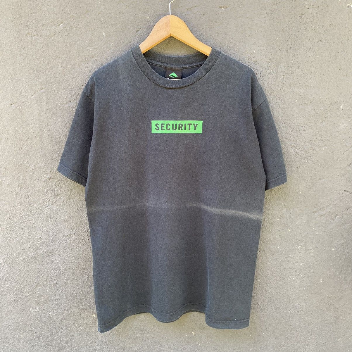 Emerica Thrashed Faded Vintage Y2K Emerica Hookups Pornstar ERD TEE Size US L / EU 52-54 / 3 - 1 Thumbnail