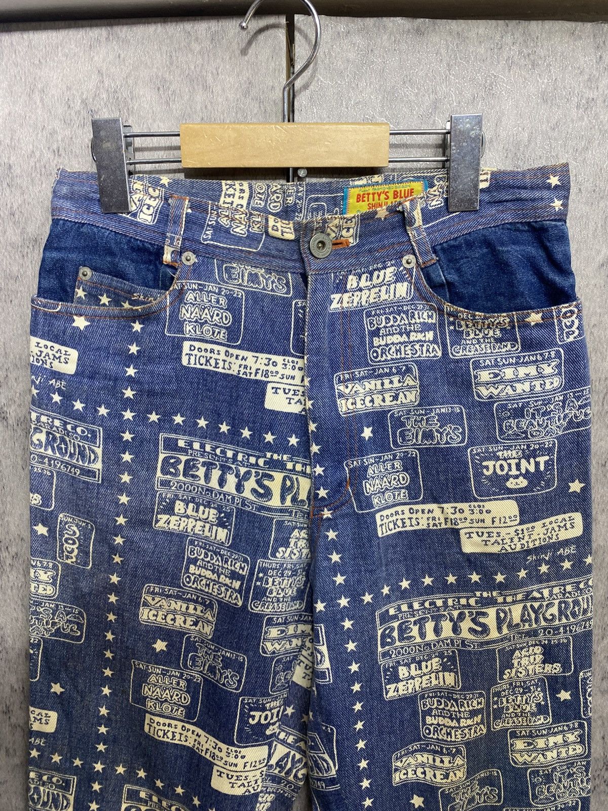 Angel Blue Y2K Betty's Blue Shinji Abe flared full print Size 28" / US 6 / IT 42 - 2 Thumbnail