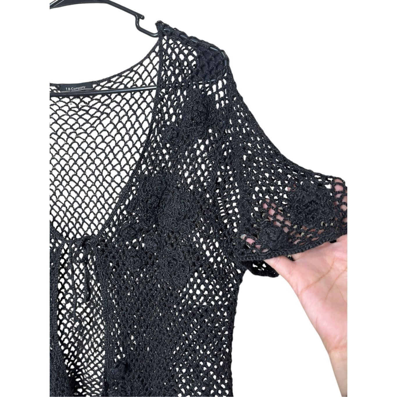 Other T & Company Black Crochet Cropped Tie Front Cardigan Size La Size L / US 10 / IT 46 - 2 Thumbnail
