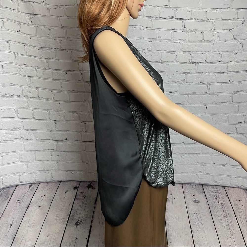 Zara Zara Collection W&B Sleeveless Metallic Front Top Made In P Size M / US 6-8 / IT 42-44 - 3 Thumbnail
