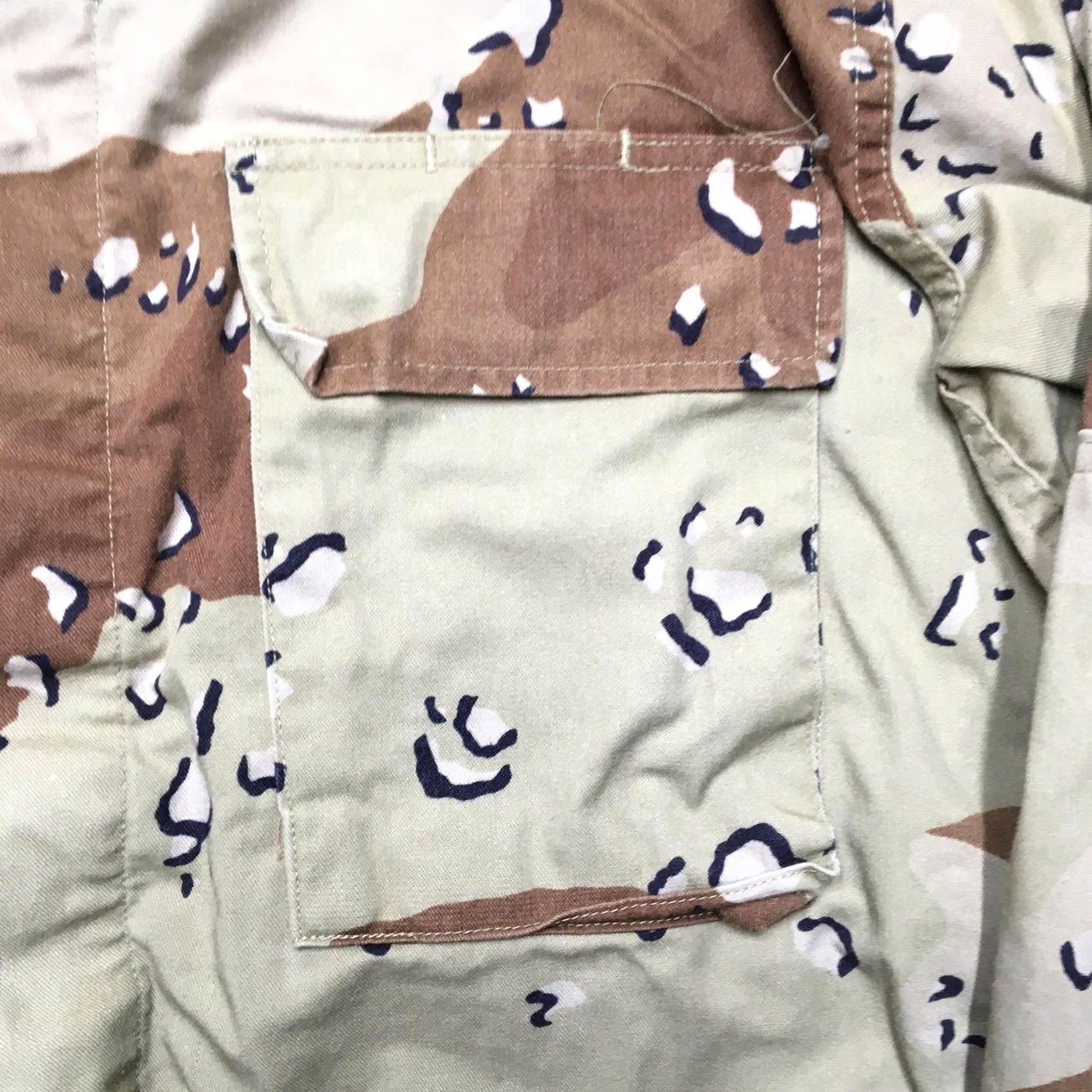 Vintage VINTAGE Desert Camo USGI Coat Jacket Mens S Regular Camouflage Military BDU 80s Beige Camouflage Pattern Military Men Shirt? Size US S / EU 44-46 / 1 - 4 Thumbnail