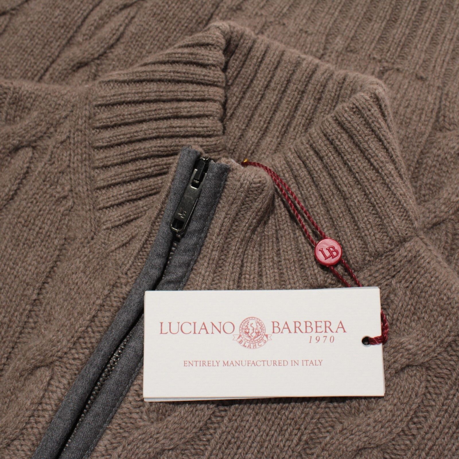 Luciano Barbera Luciano Barbera Sweater Size US M in Brown Size US M / EU 48-50 / 2 - 1 Thumbnail