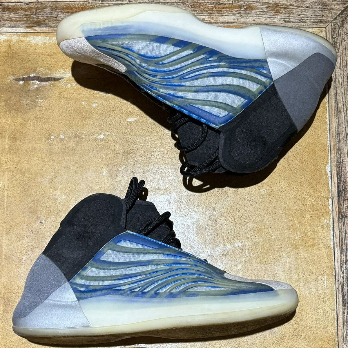 Adidas Adidas Yeezy Quantum Frozen Blue Size US 9 / EU 42 - 5 Thumbnail