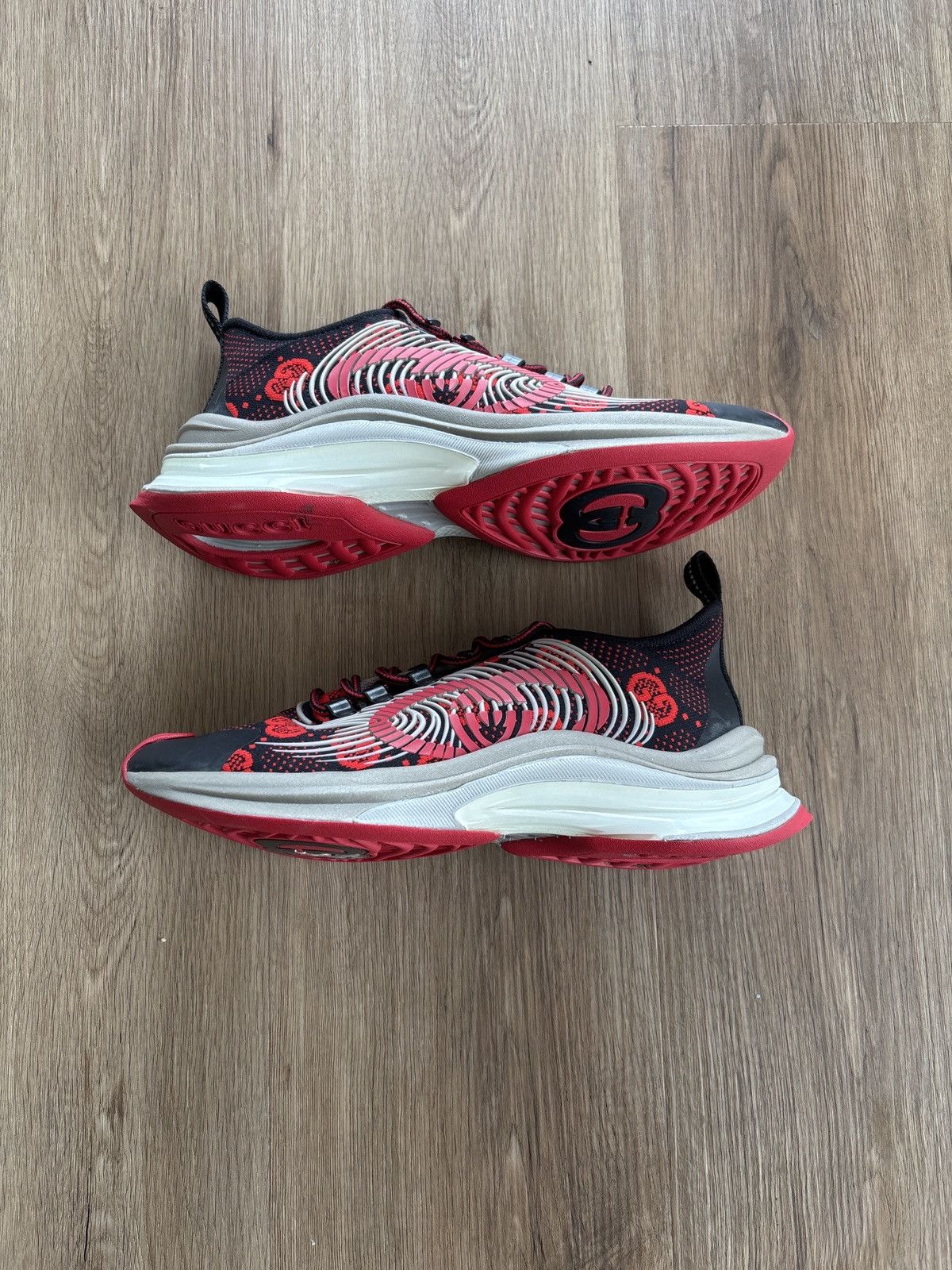Gucci Gucci Run sneakers Size US 7.5 / IT 37.5 - 1 Thumbnail