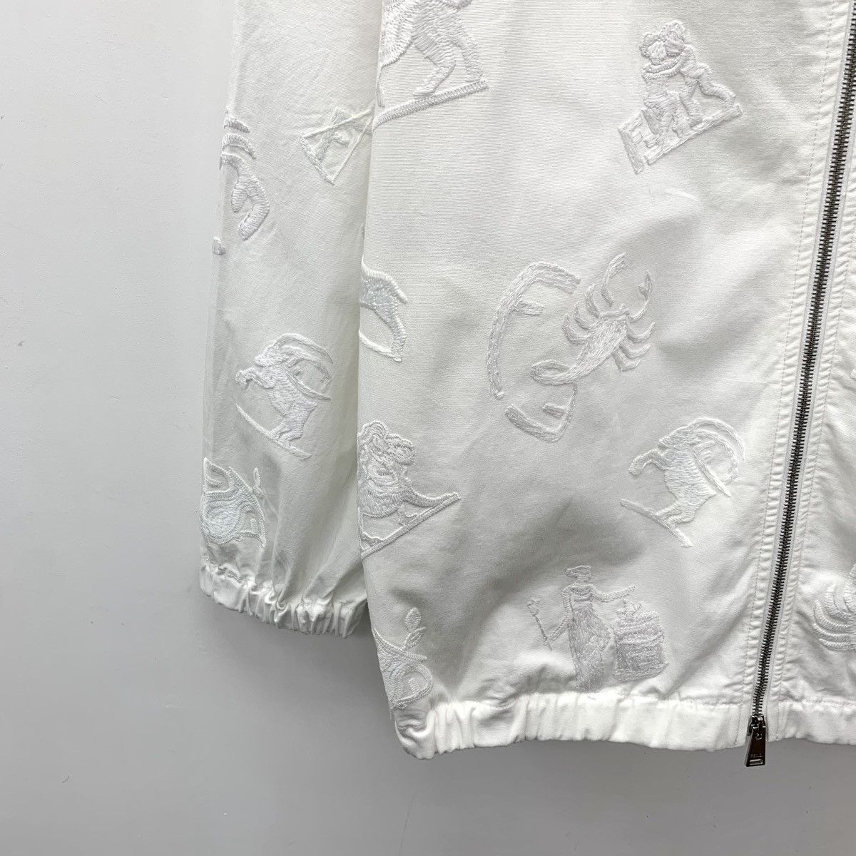 Fendi Fendi White Embroidery Stand Collar Zip Up Jacket K26WX Size US M / EU 48-50 / 2 - 4 Thumbnail