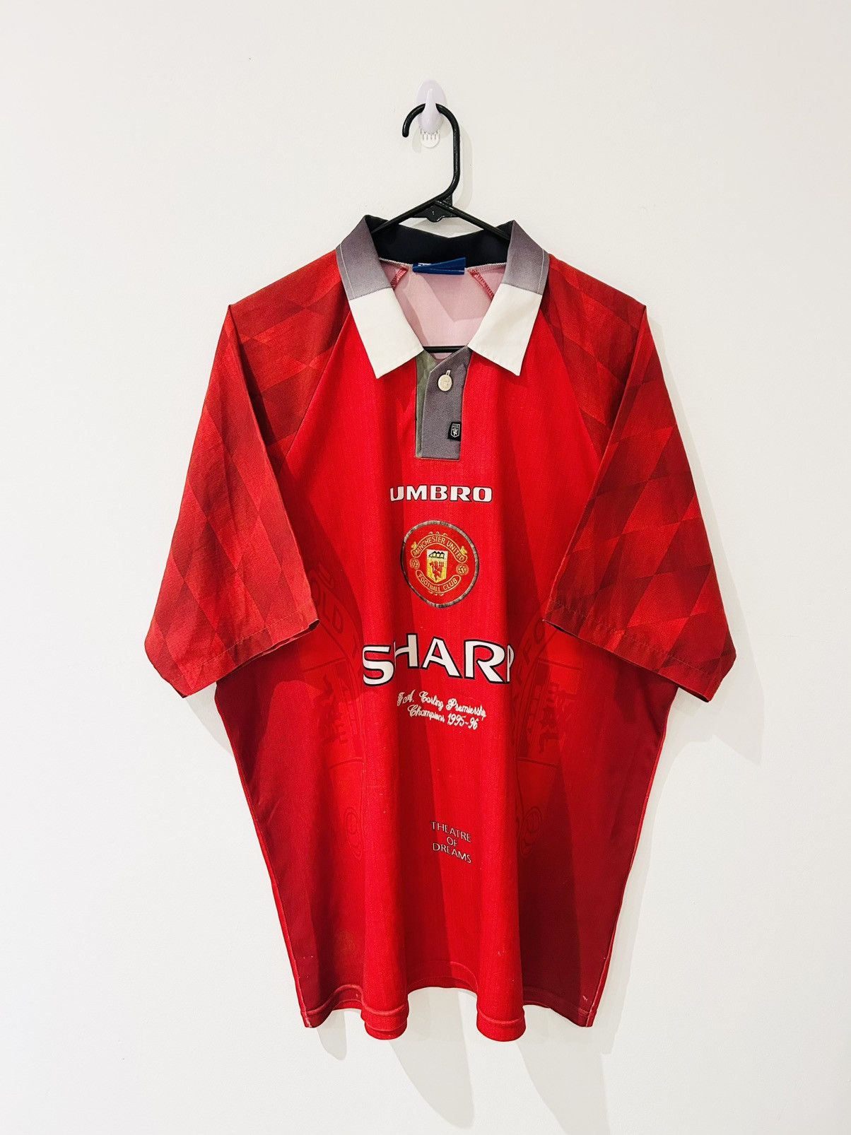 Umbro × Vintage Manchester United 1996/98 home jersey FA CUP winners Size US XL / EU 56 / 4 - 1 Thumbnail