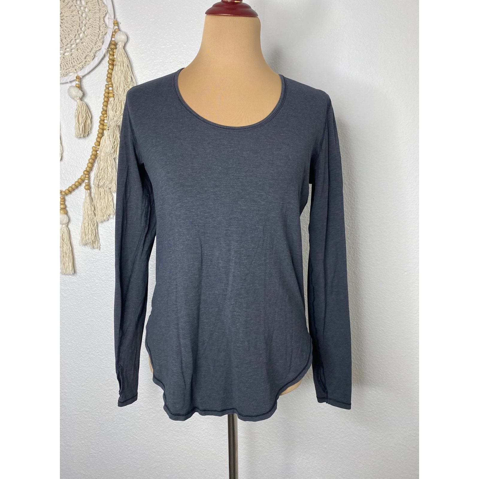 Lululemon Lululemon long sleeve Size M / US 6-8 / IT 42-44 - 1 Thumbnail