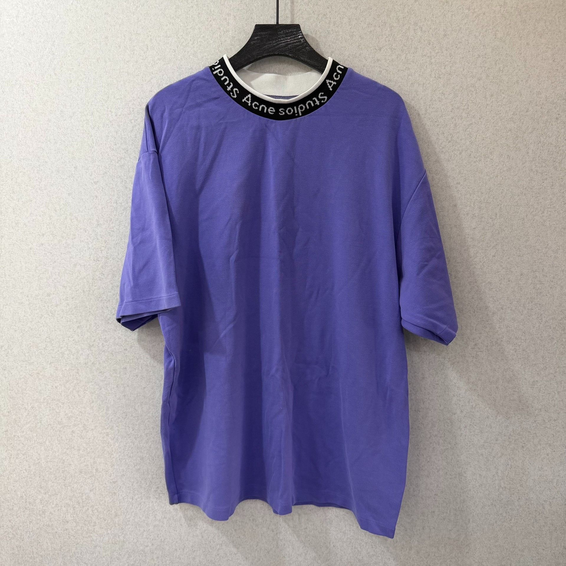 Acne Studios Acne Studios Printed Graphic T-Shirt S Women Size S / US 4 / IT 40 - 1 Thumbnail