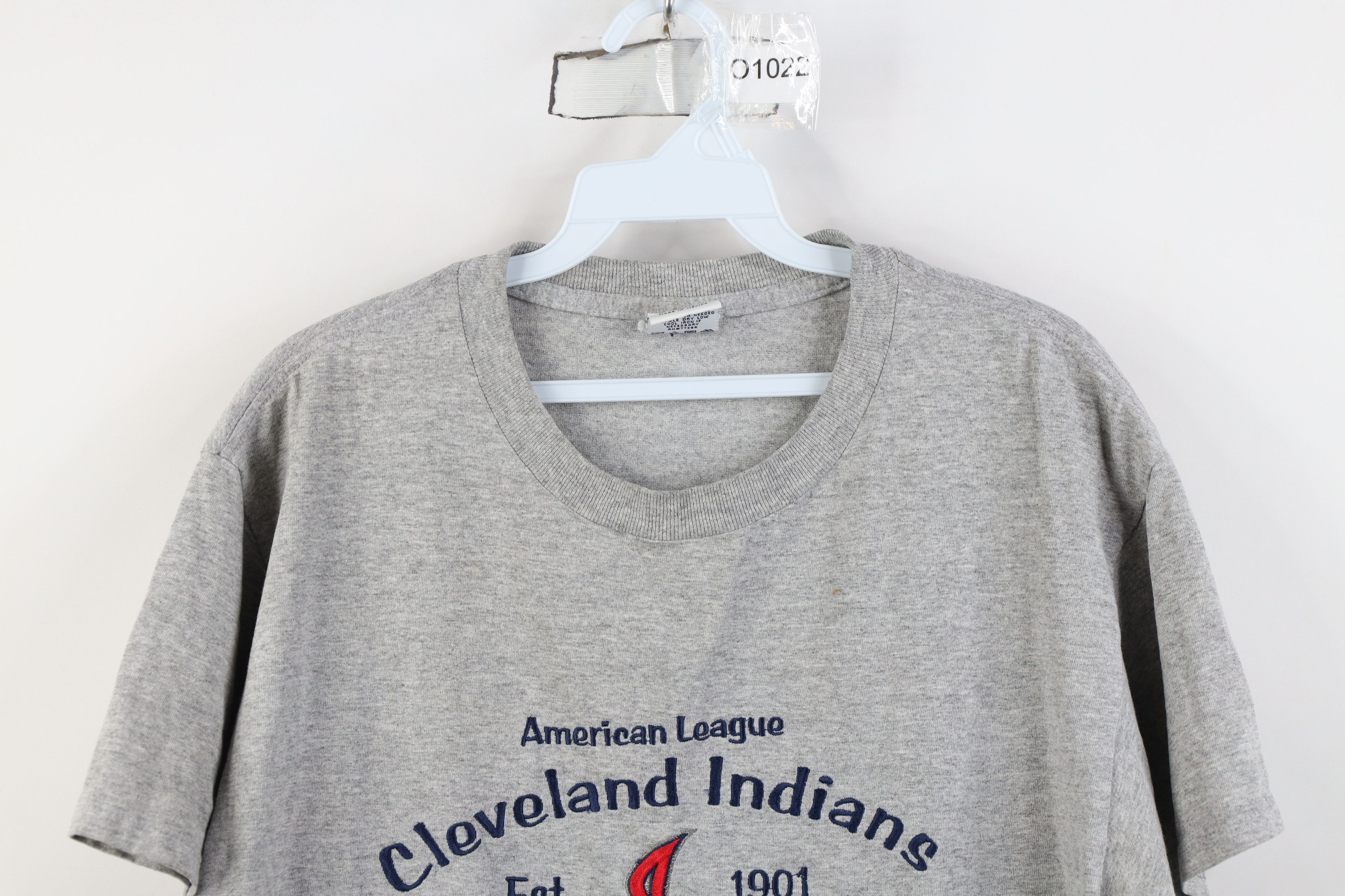 Vintage Vintage 90s Y2K Cleveland Indians Baseball T-Shirt Gray Size US M / EU 48-50 / 2 - 2 Thumbnail