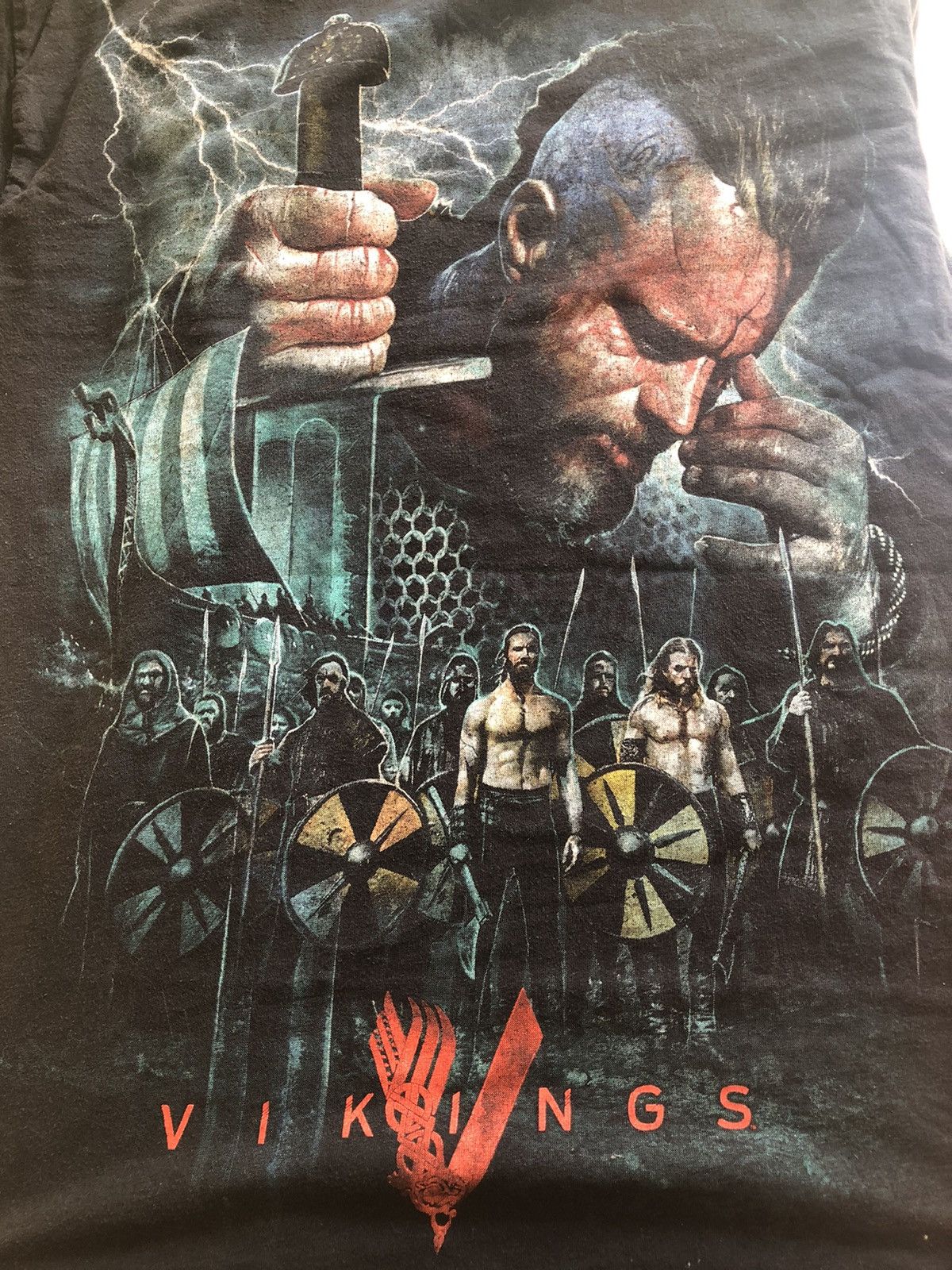 Other VIKINGS MGM MOVIE VINTAGE VIDEO GAME SHIRT Size US M / EU 48-50 / 2 - 3 Thumbnail