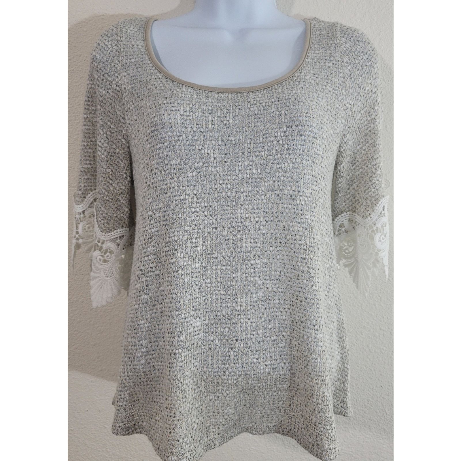 Other Le Lis Stitch Fix Tan Beige Hi Low Marled Knit Top Small Size S / US 4 / IT 40 - 1 Thumbnail
