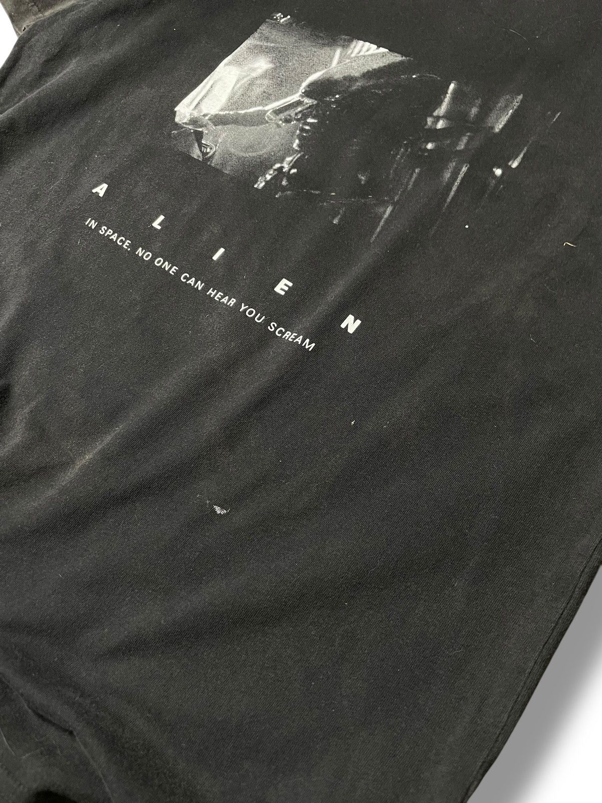 Japanese Brand × Uniqlo × Vintage UNIQLO Collab 20th Century Fox T-shirt (72) Size US XXS / EU 40 - 5 Thumbnail