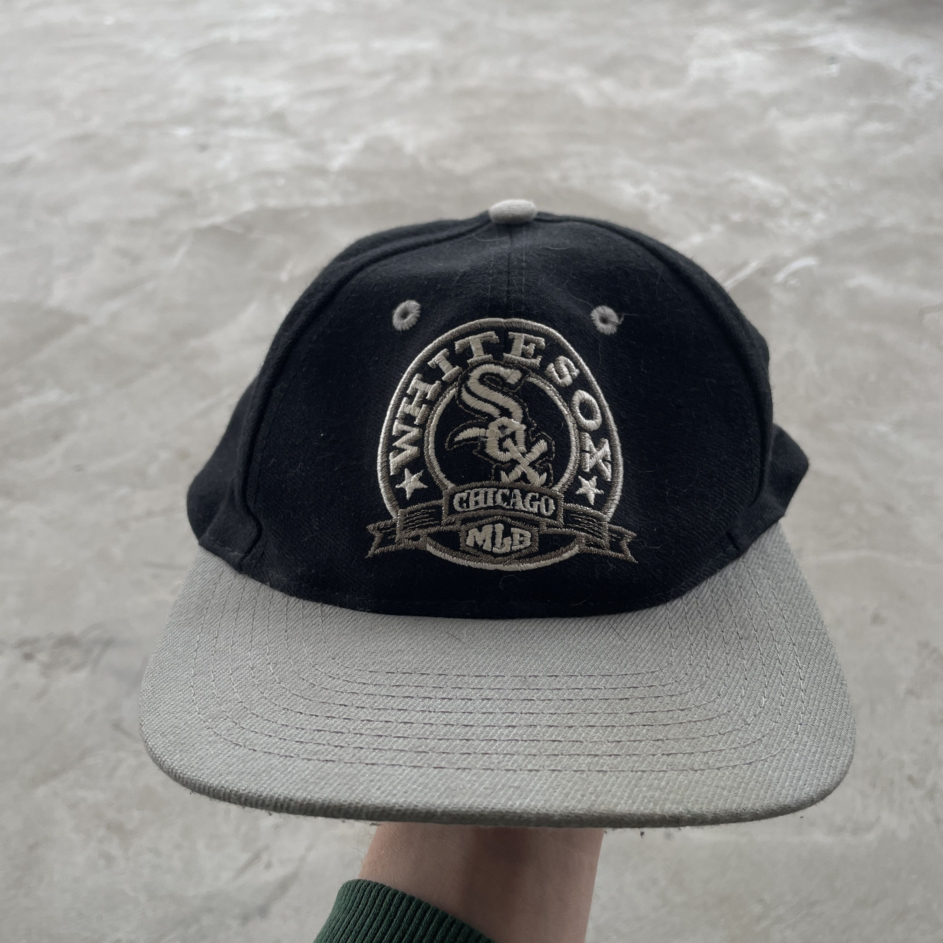 MLB Vintage Chicago White Sox MLB Snapback Hat Two Tone Black Size ONE SIZE - 2 Thumbnail