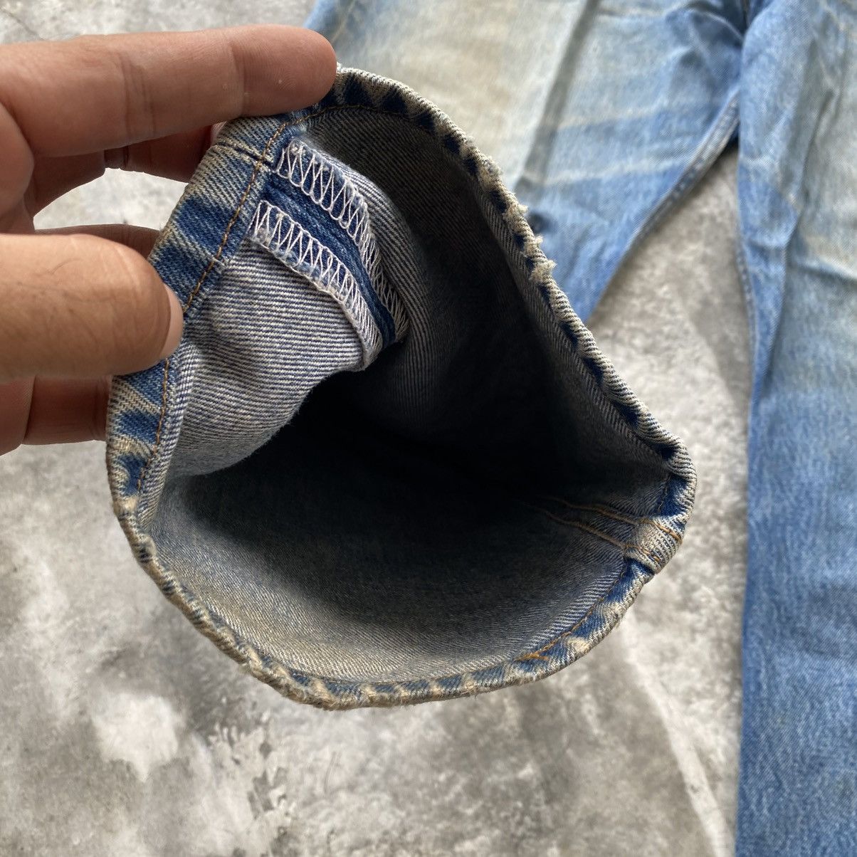 Levi's Vintage Y2K Levis 501 Distressed Denim w36 Size US 36 / EU 52 - 5 Thumbnail