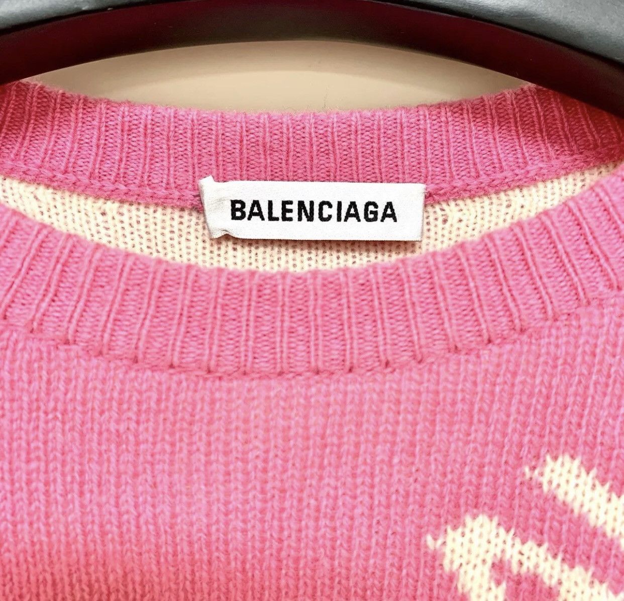 Balenciaga Balenciaga Pink Bullet Logo Sweater 2412-Nextarrow Size US XS / EU 42 / 0 - 7 Thumbnail