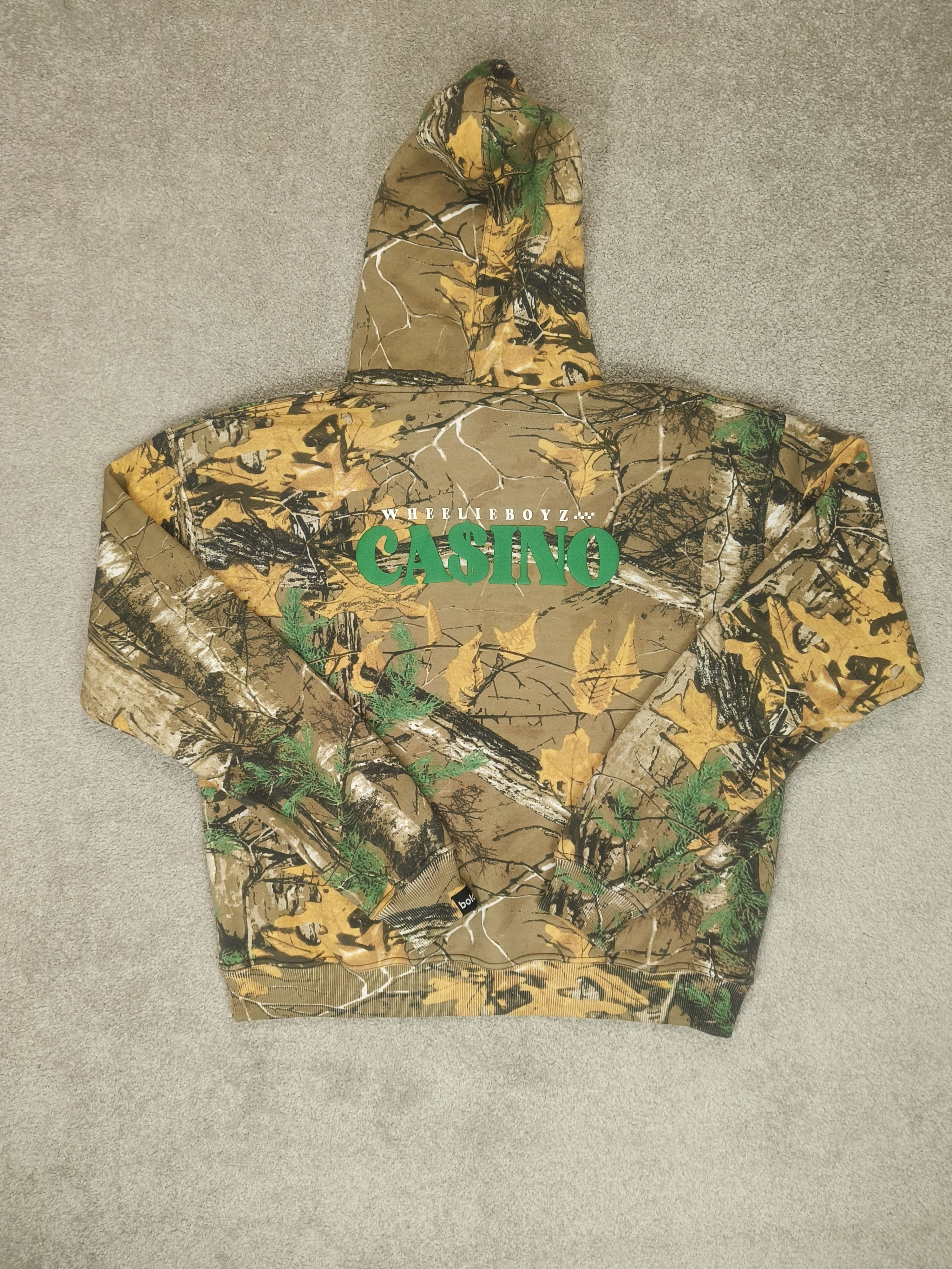 Vintage Bold Camo Logo Hunting Pattern Streetwear Outdoor Hoodie Size US L / EU 52-54 / 3 - 2 Thumbnail