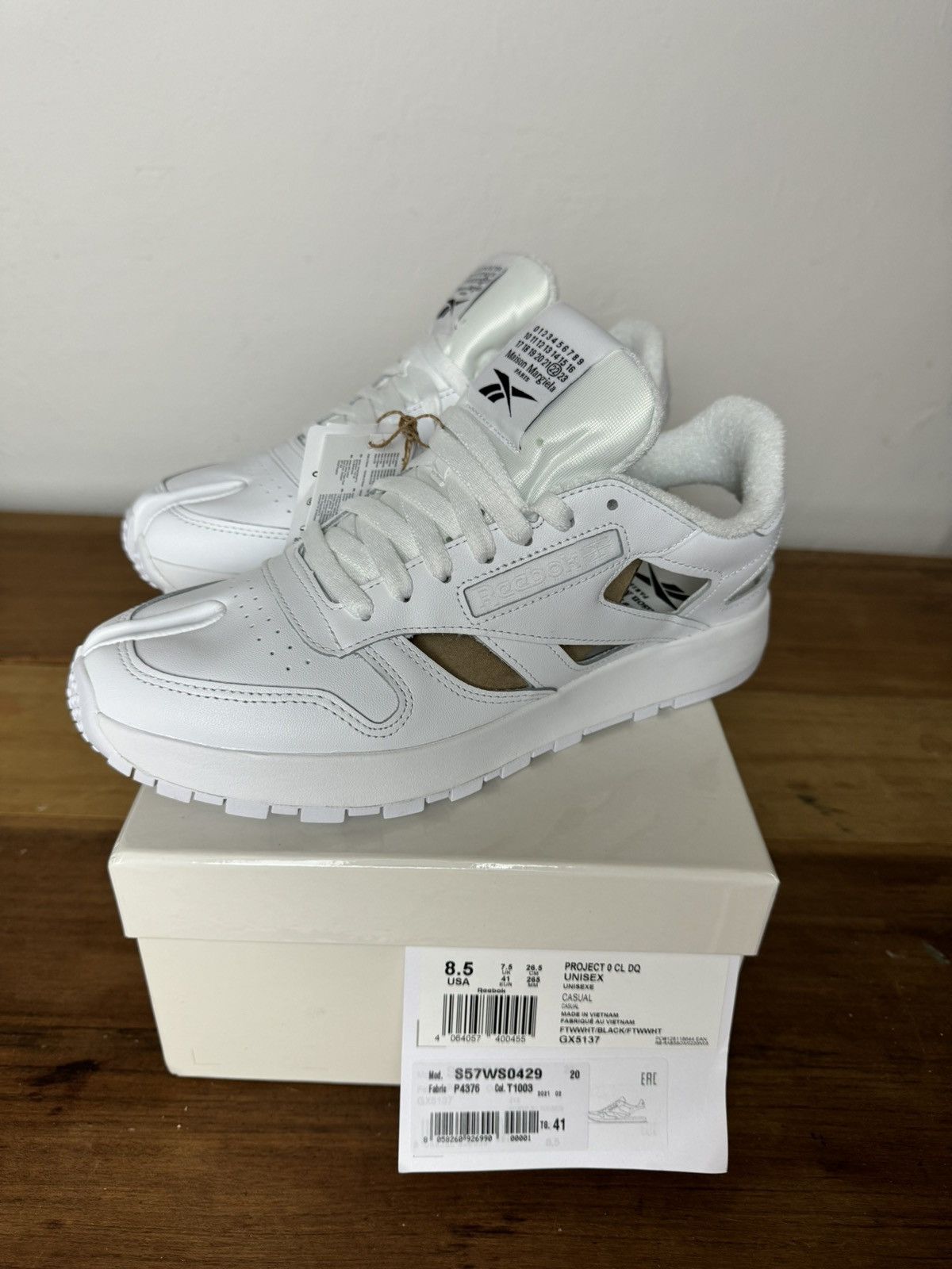 Maison Margiela × Reebok Maison Margiela x Reebok Tabi Sneakrs 
