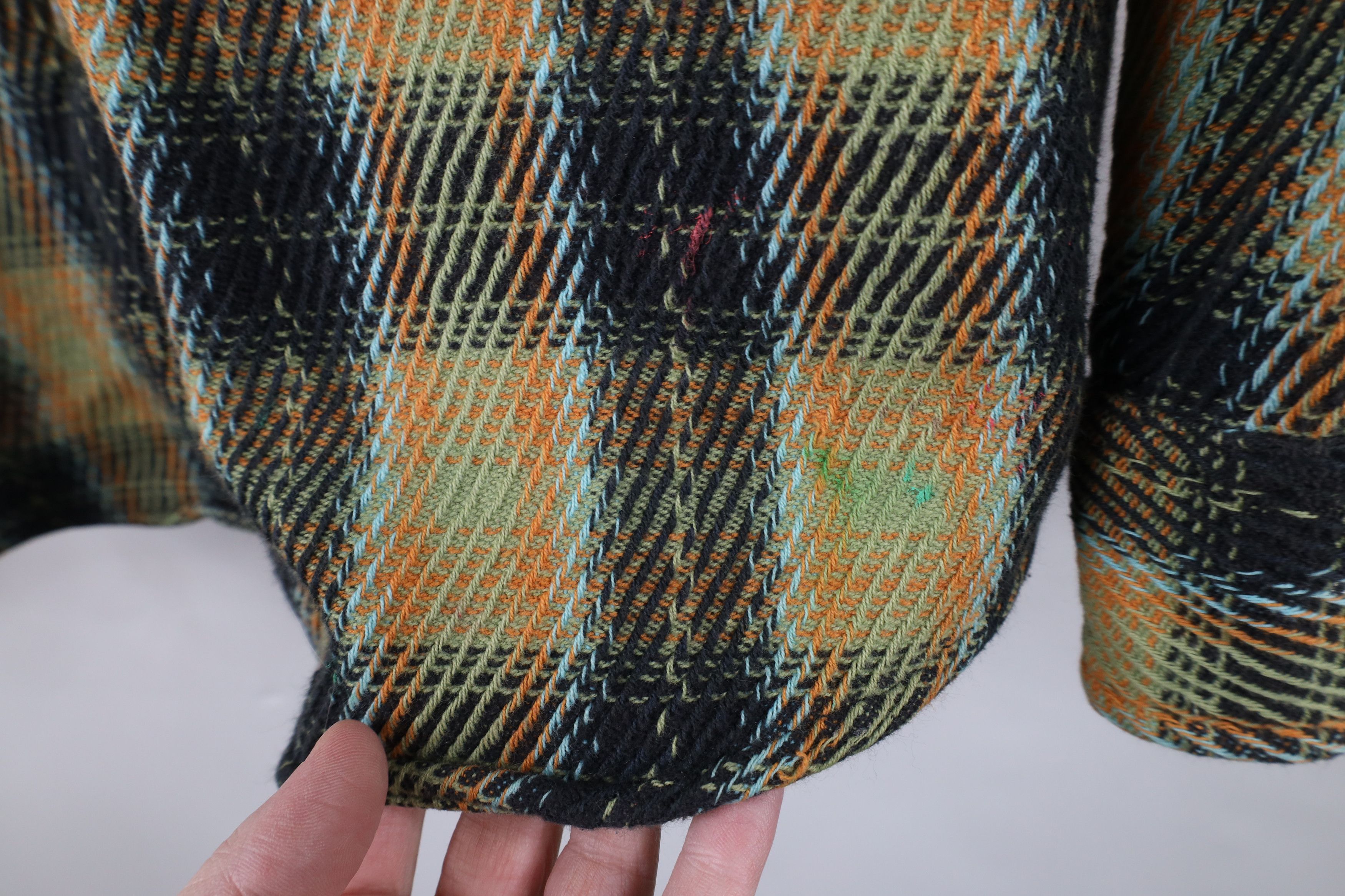 Vintage Vintage 90s Streetwear Heavy Ribbed Flannel Button Shirt Size US L / EU 52-54 / 3 - 8 Thumbnail