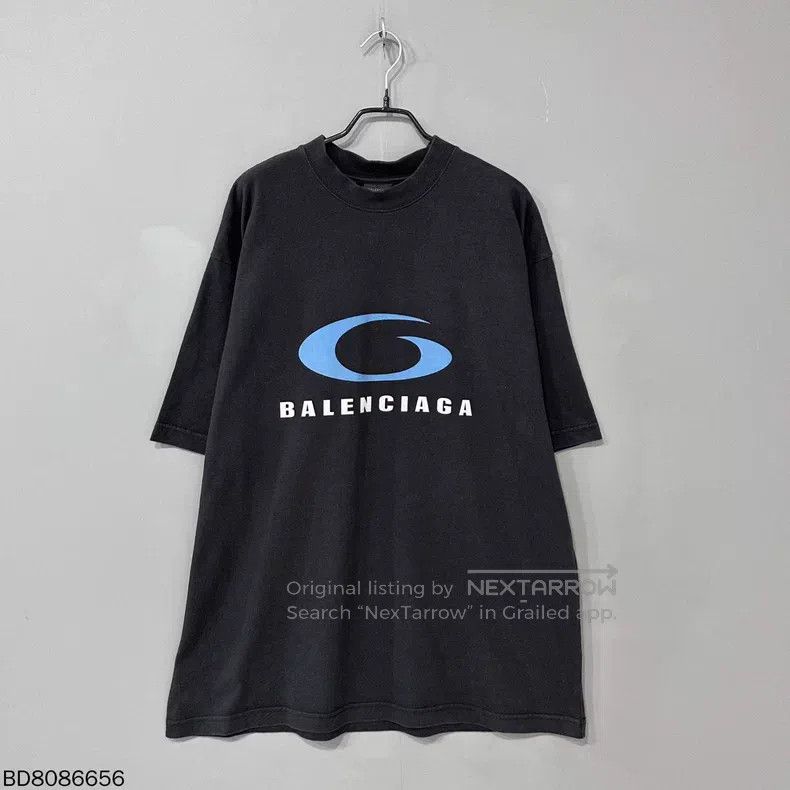 Balenciaga Balenciaga Ring logo short-sleeve Size US L / EU 52-54 / 3 - 1 Thumbnail